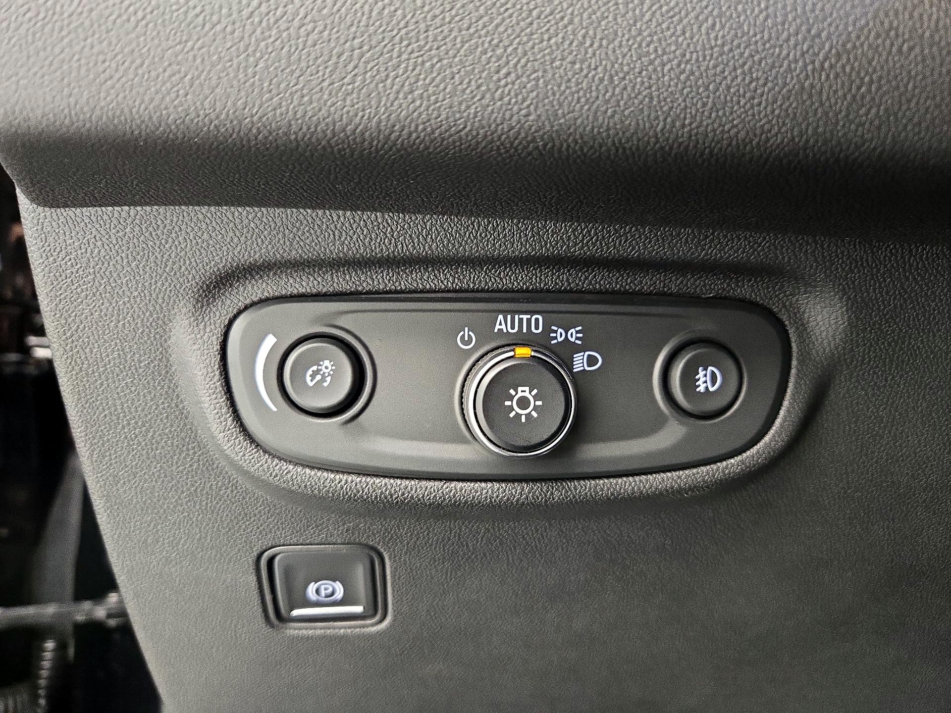 Thumbnail: 2020 GMC Terrain - 13