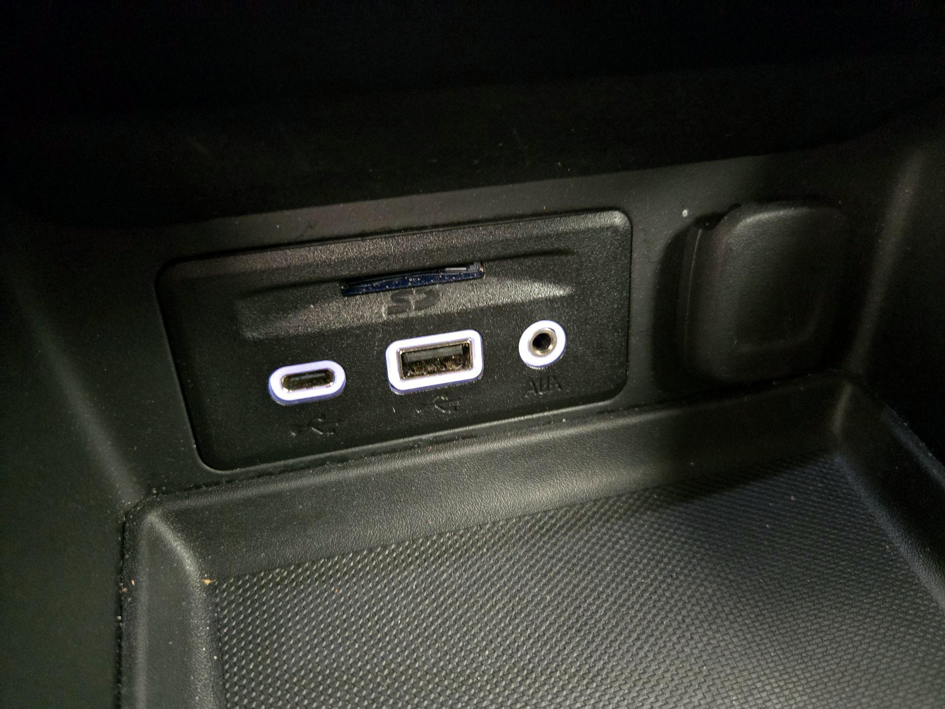 Thumbnail: 2020 GMC Terrain - 18