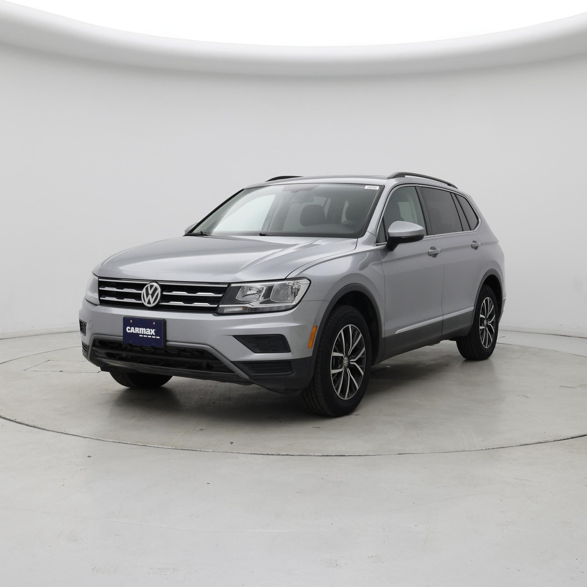 Thumbnail: 2020 Volkswagen Tiguan - 4
