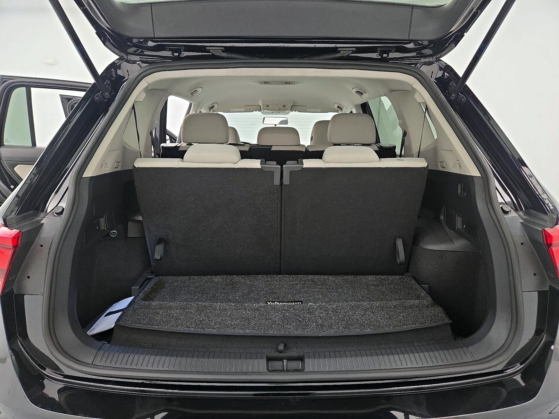 Thumbnail: 2022 Volkswagen Tiguan - 20