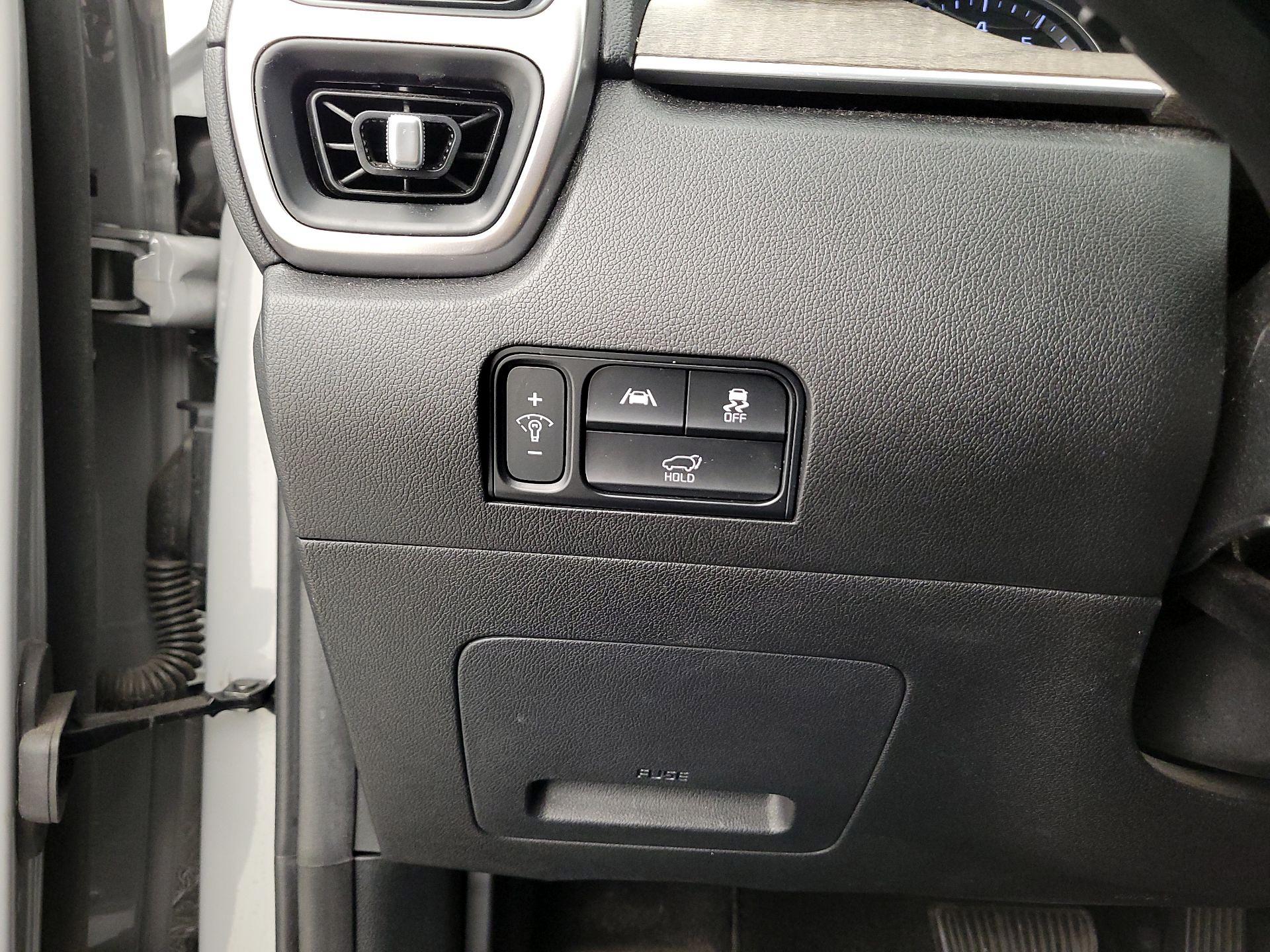 Thumbnail: 2022 Kia Sorento - 13