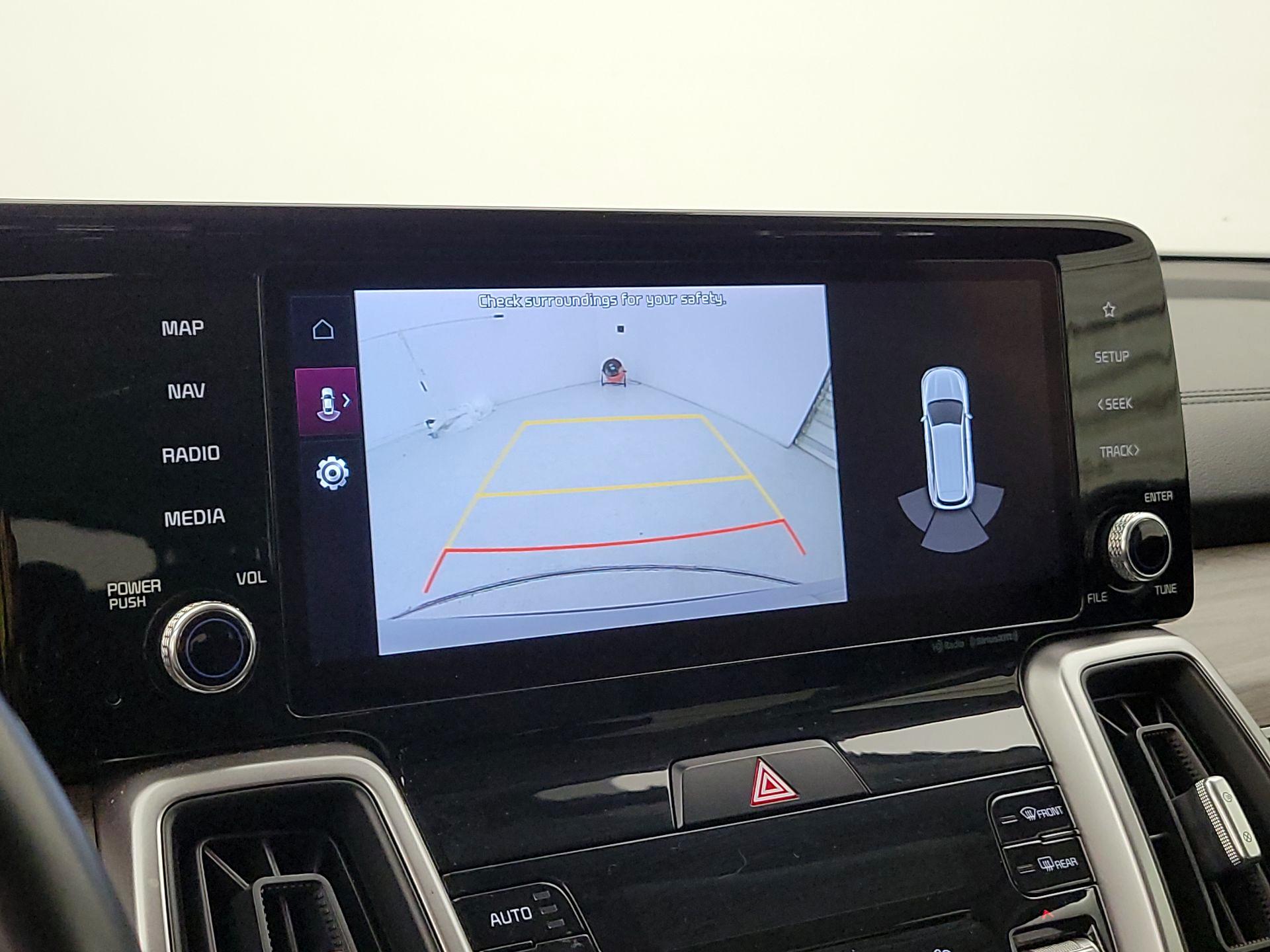 Thumbnail: 2022 Kia Sorento - 15