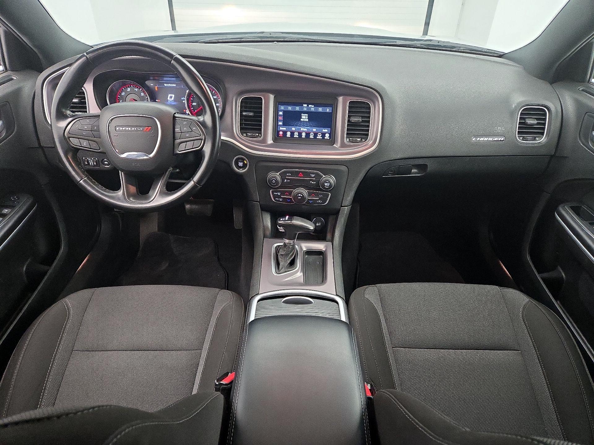 Thumbnail: 2022 Dodge Charger - 9
