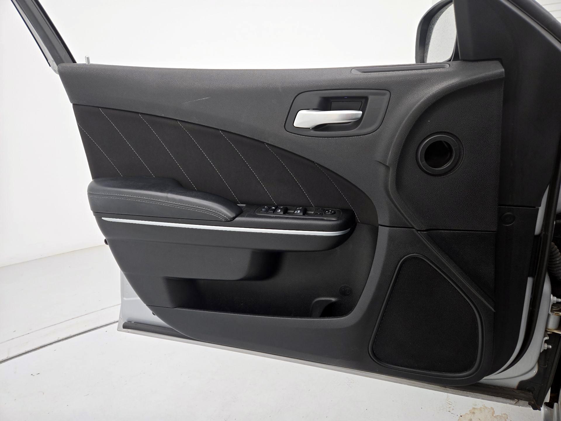 Thumbnail: 2022 Dodge Charger - 12