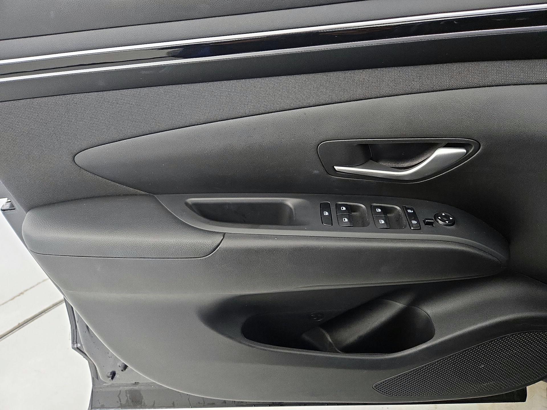 Thumbnail: 2023 Hyundai Tucson - 12