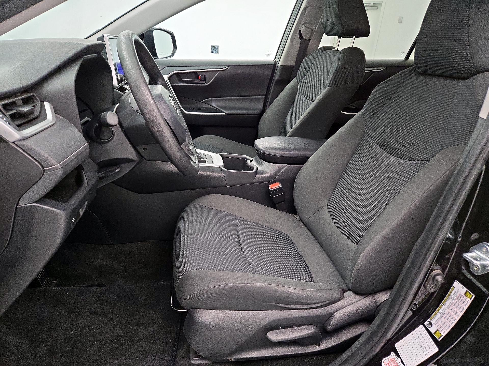 Thumbnail: 2024 Toyota RAV4 - 11