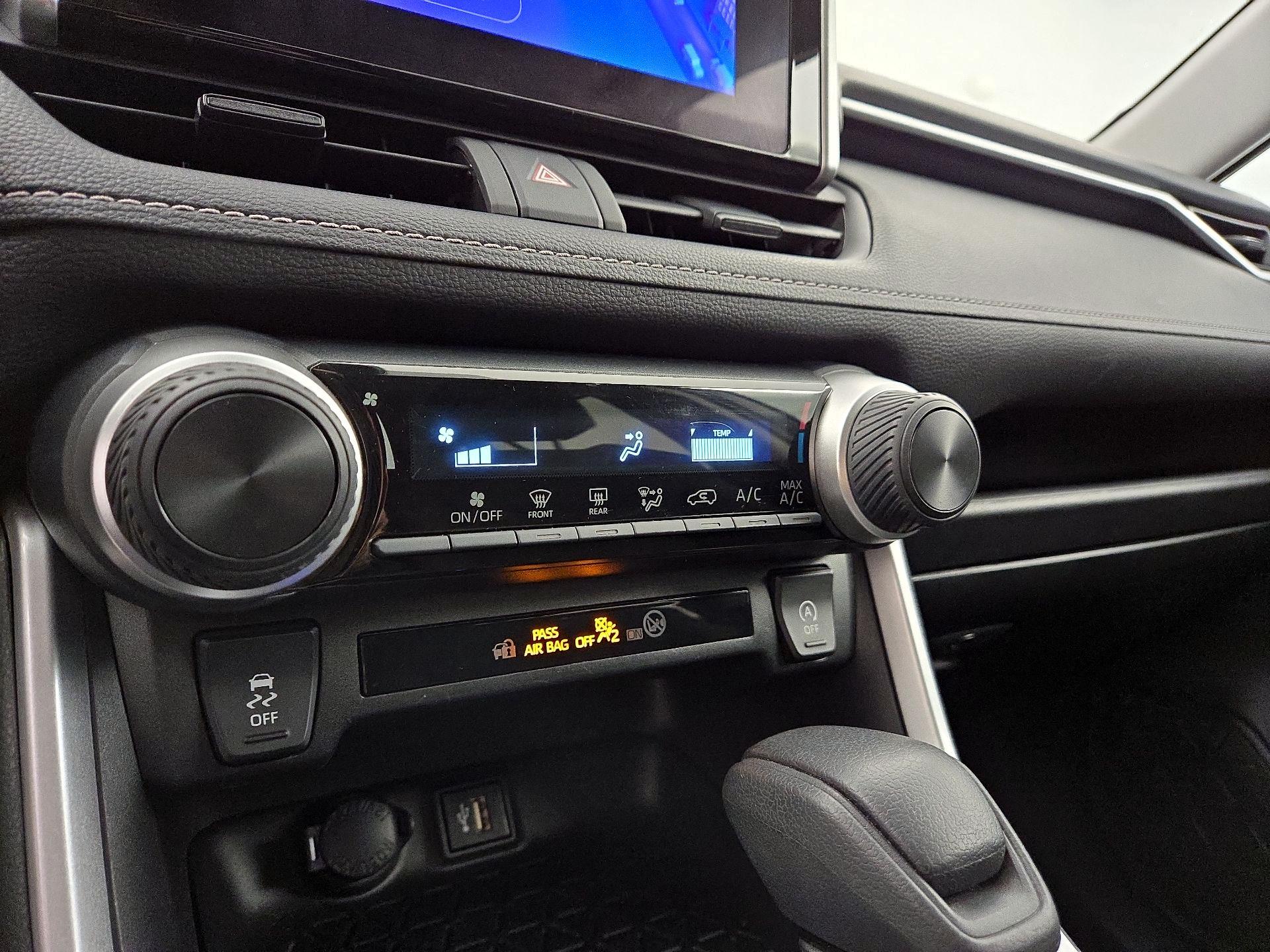 Thumbnail: 2024 Toyota RAV4 - 16