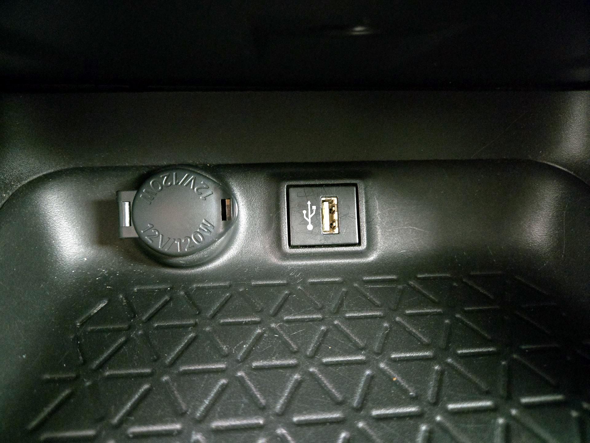 Thumbnail: 2024 Toyota RAV4 - 18