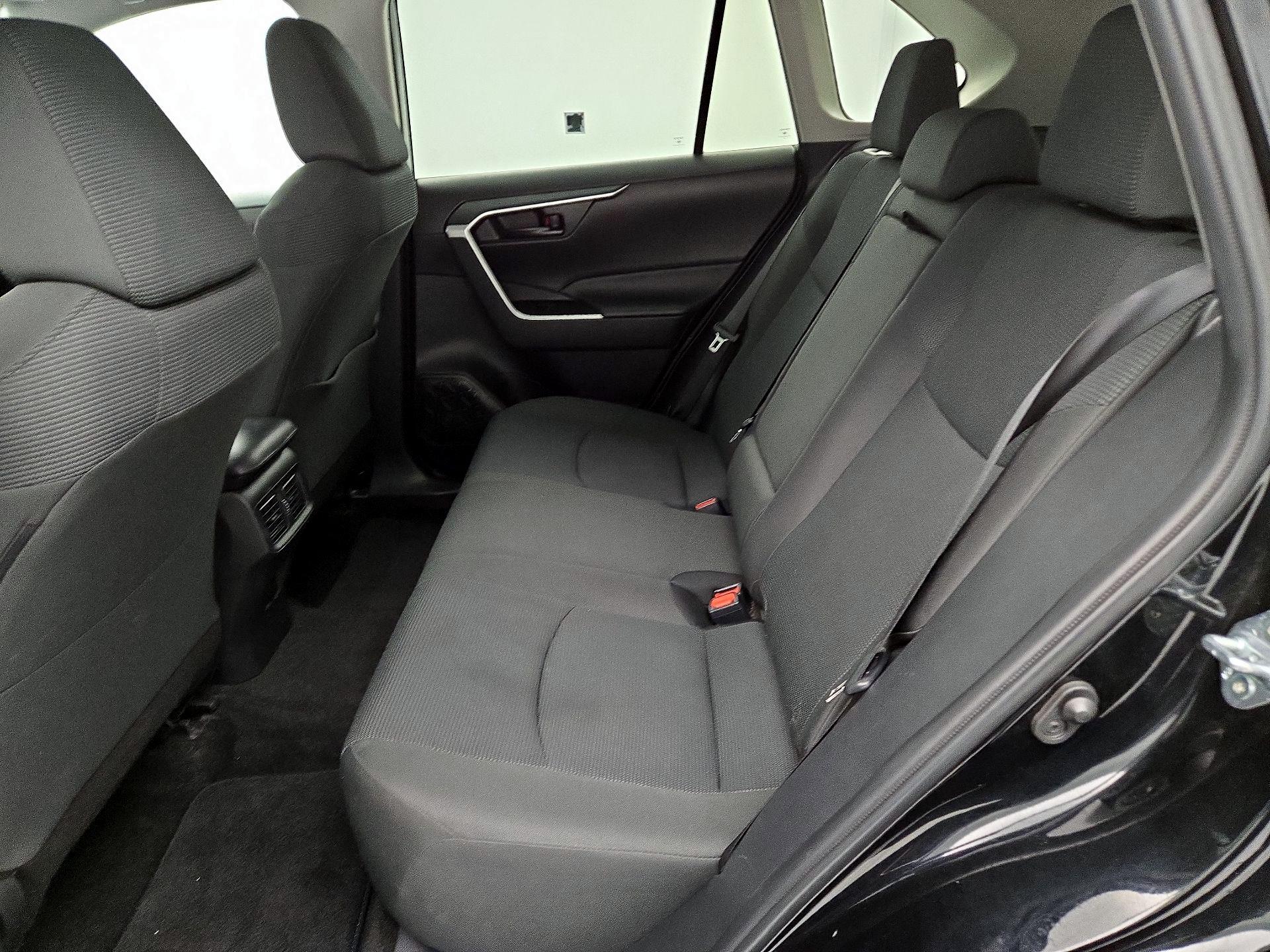 Thumbnail: 2024 Toyota RAV4 - 19