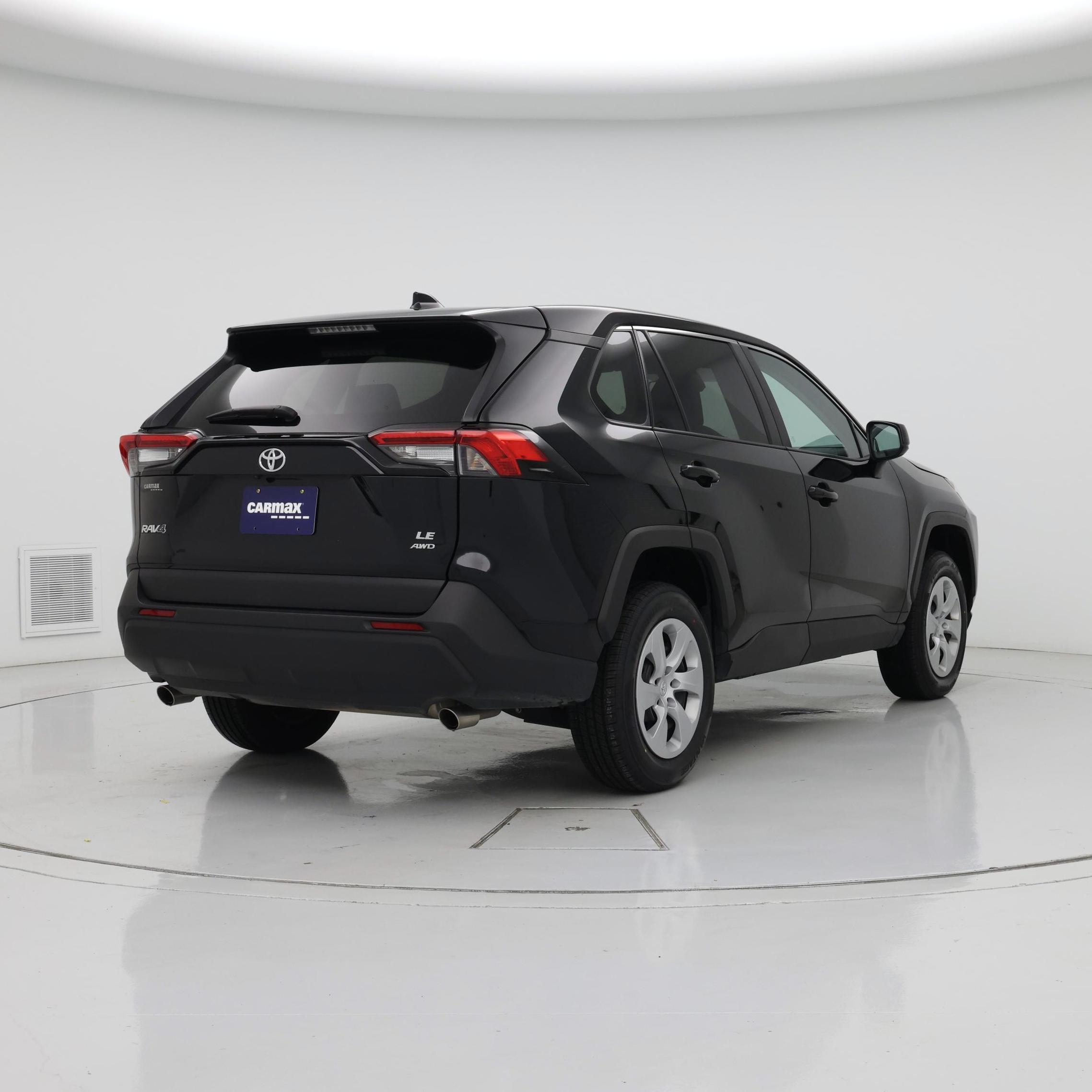 Thumbnail: 2024 Toyota RAV4 - 8