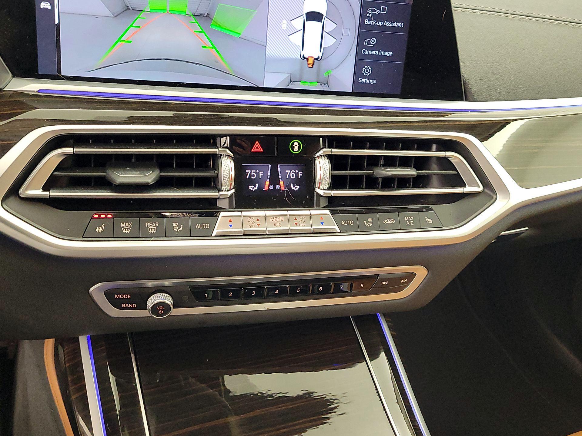 Thumbnail: 2021 BMW X7 - 17