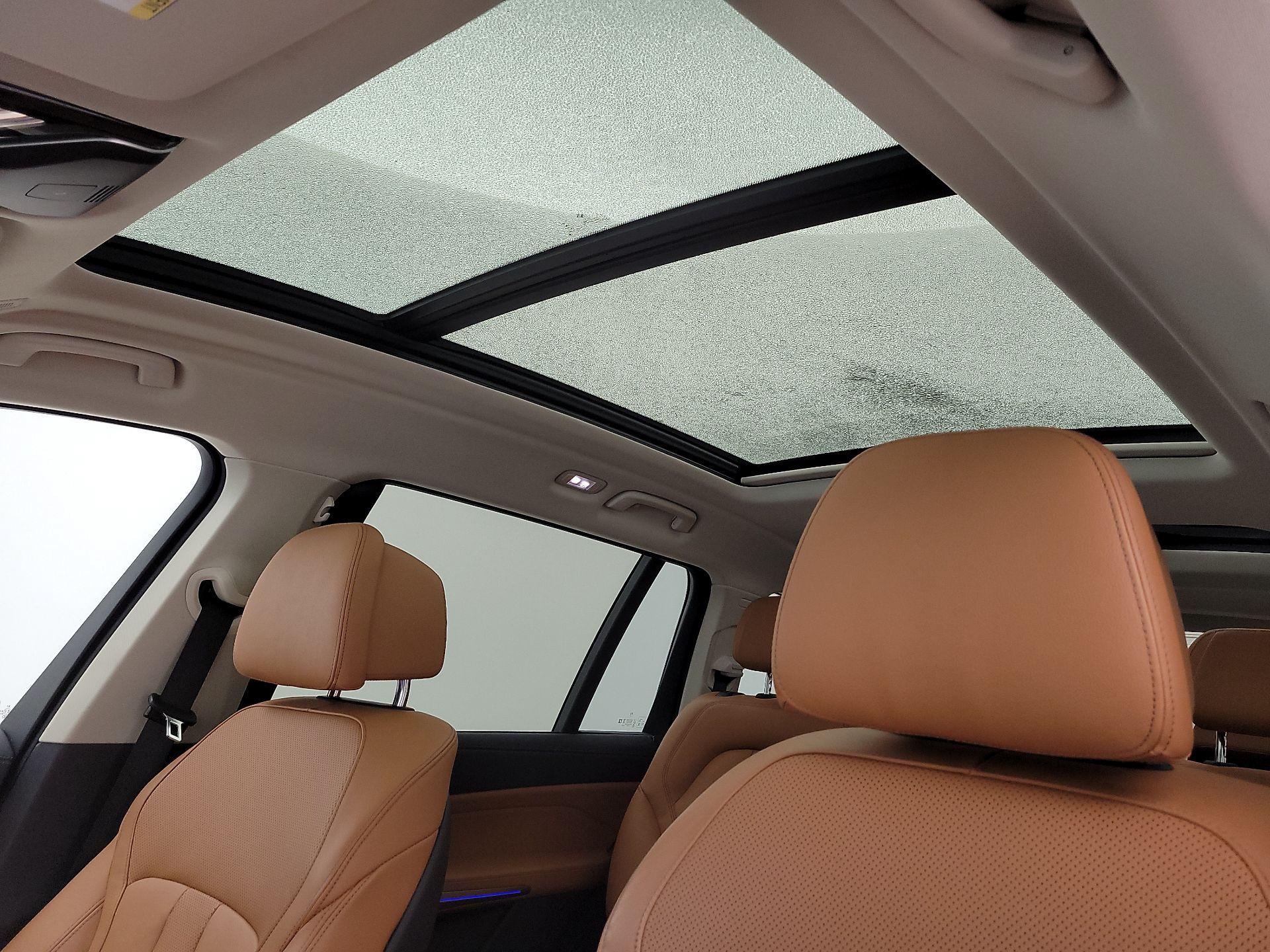 Thumbnail: 2021 BMW X7 - 19