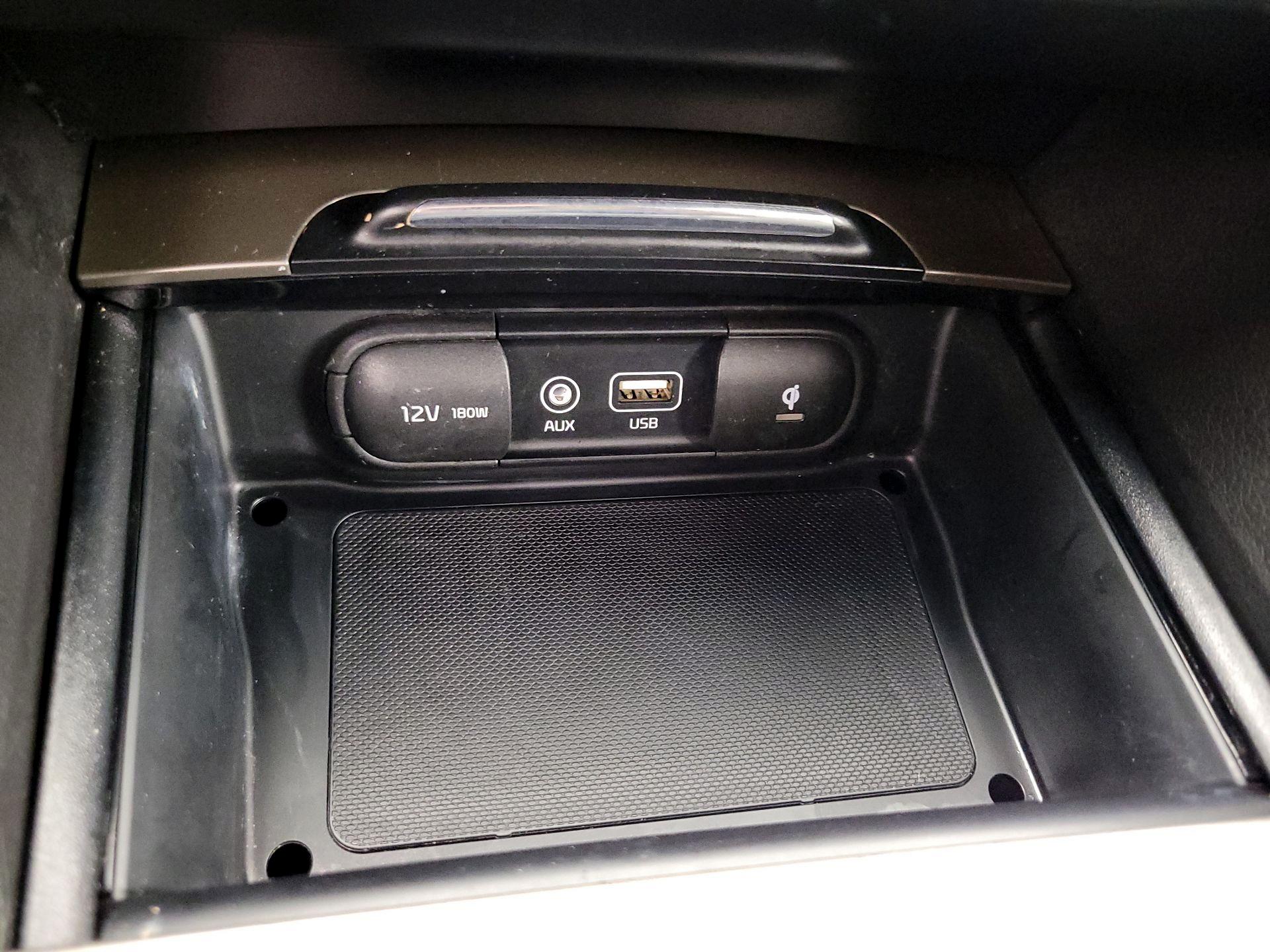 Thumbnail: 2016 Kia Optima - 19