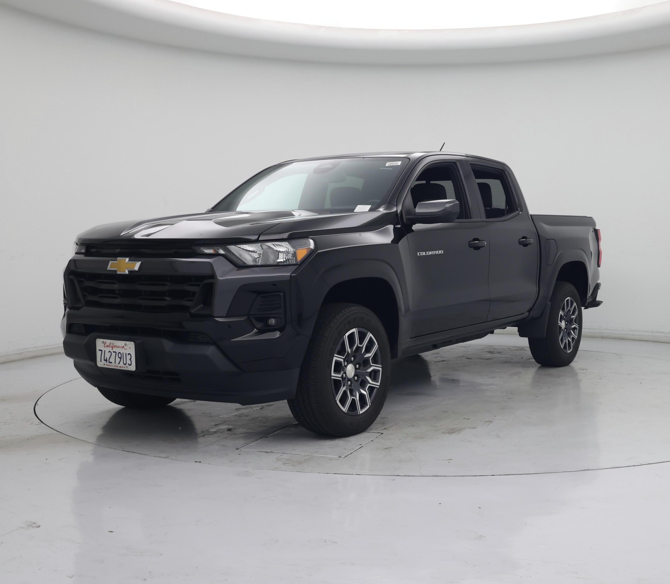Thumbnail: 2023 Chevrolet Colorado - 4