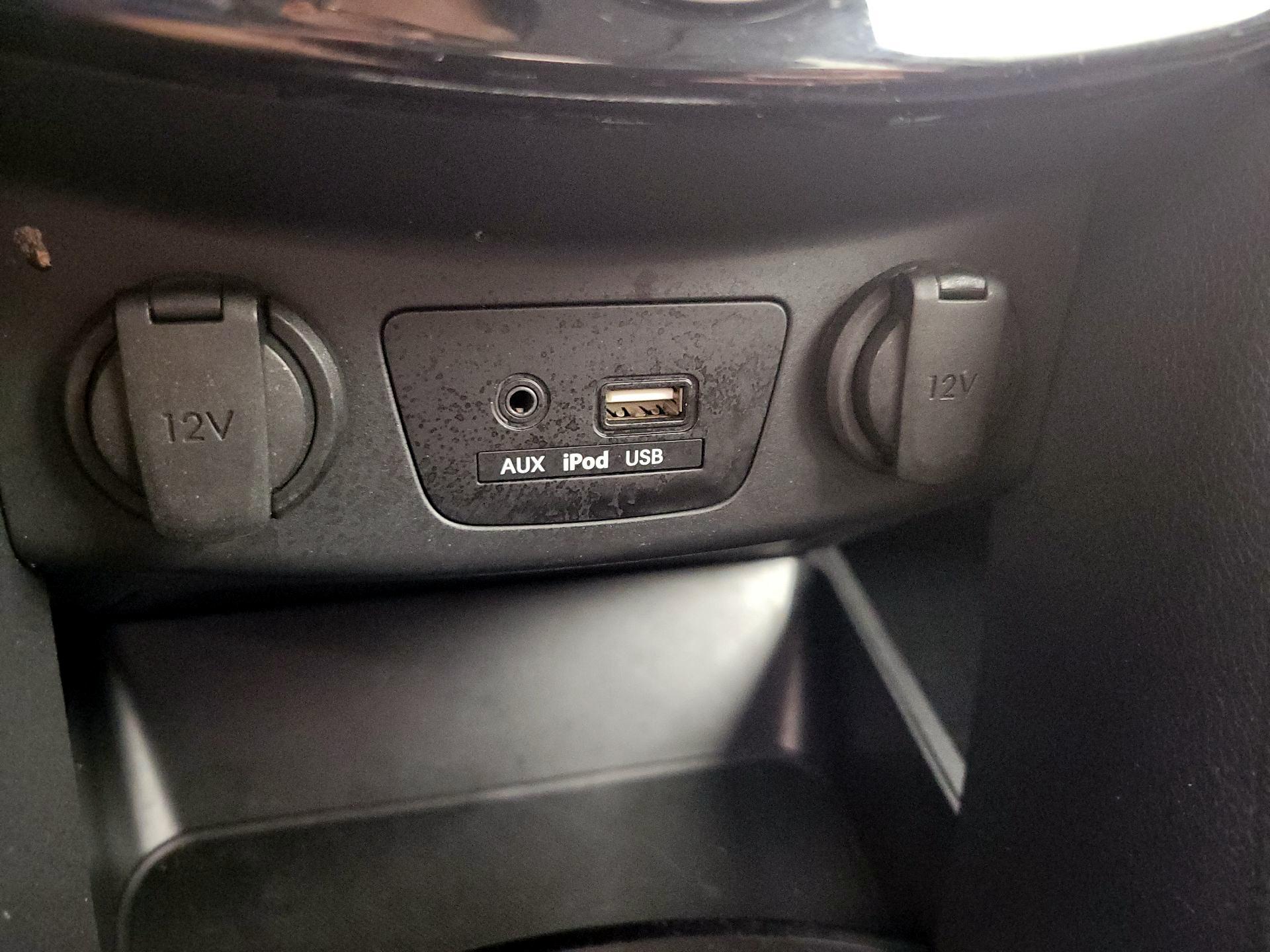 Thumbnail: 2016 Hyundai Elantra - 19