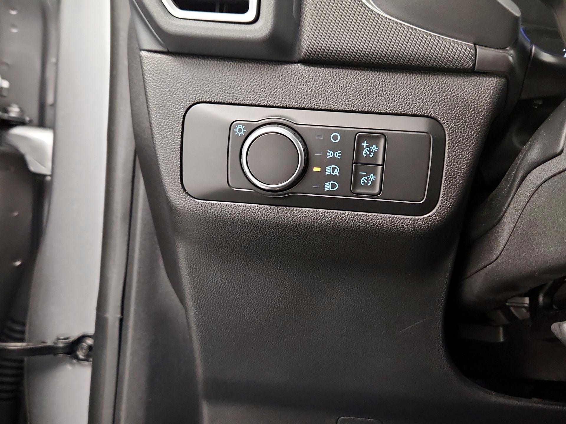 Thumbnail: 2022 Ford Bronco Sport - 13