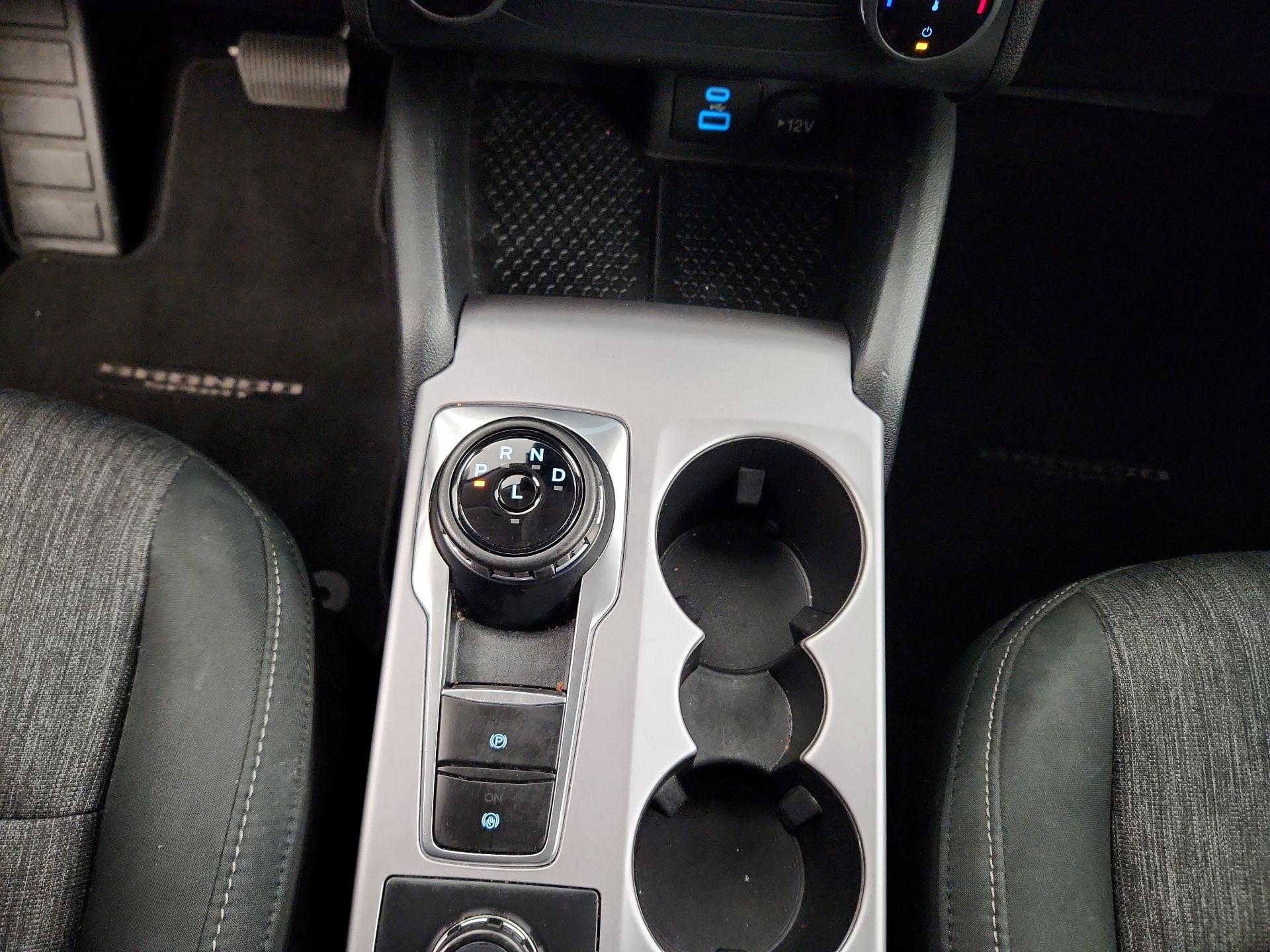 Thumbnail: 2022 Ford Bronco Sport - 17