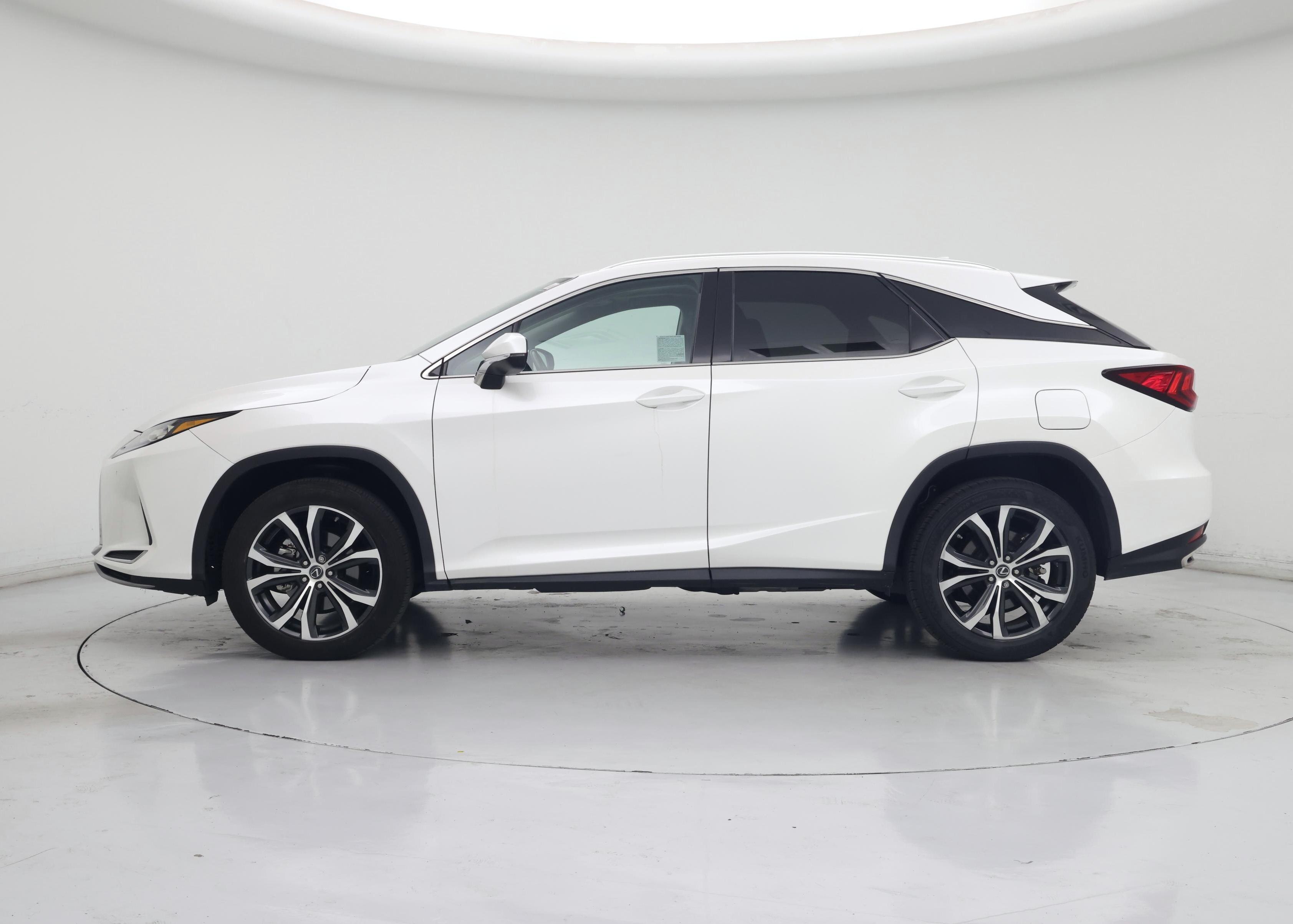 Thumbnail: 2020 Lexus RX - 3