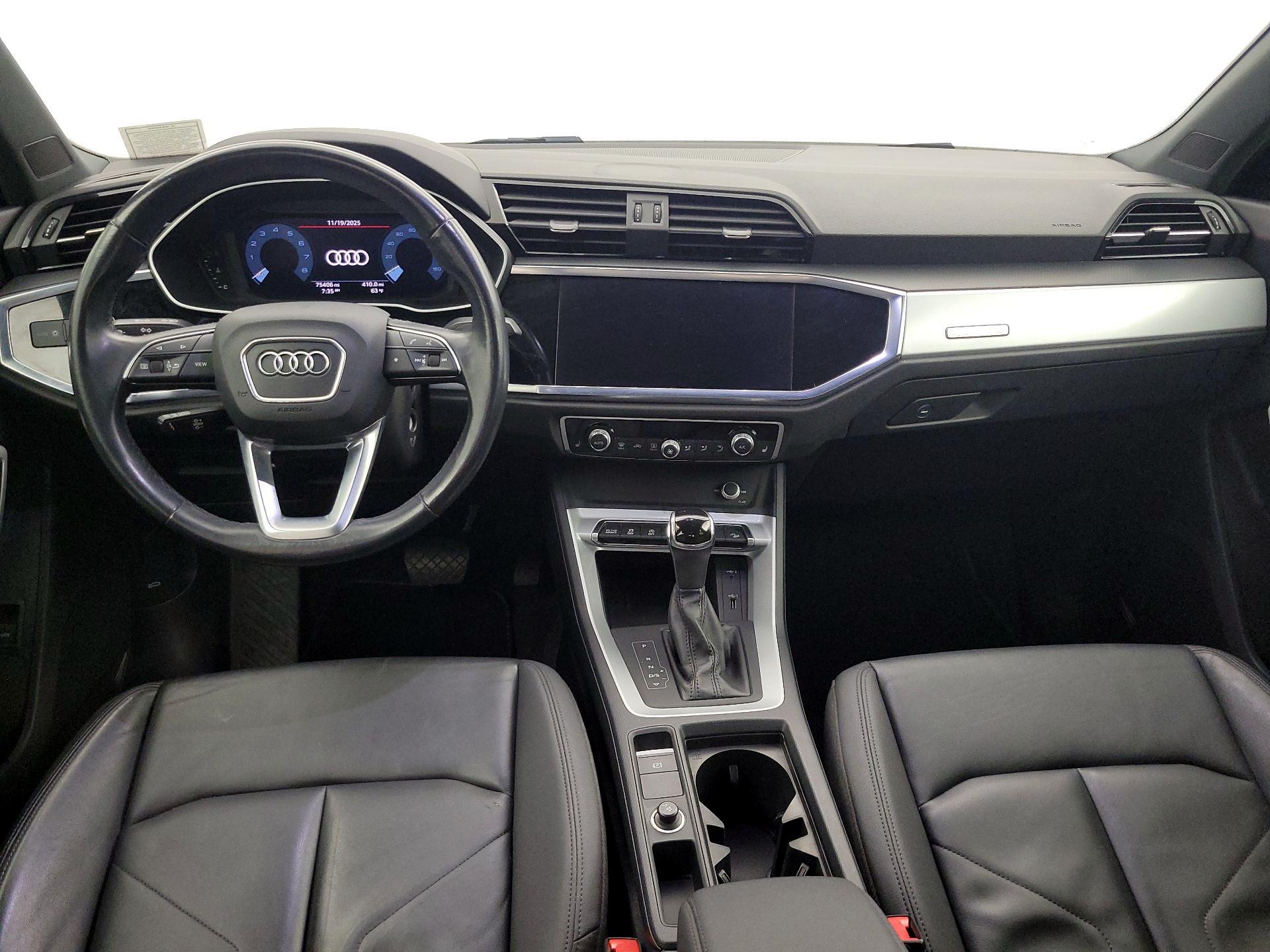 Thumbnail: 2021 Audi Q3 - 9