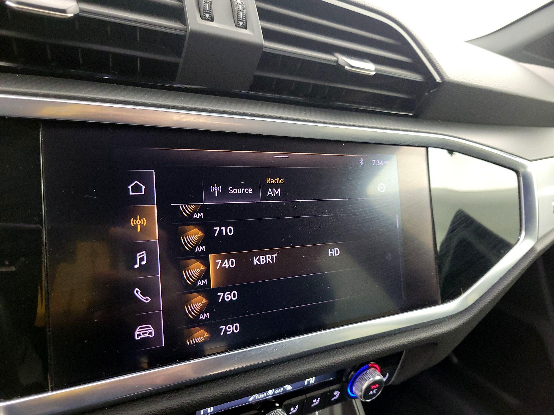 Thumbnail: 2021 Audi Q3 - 15