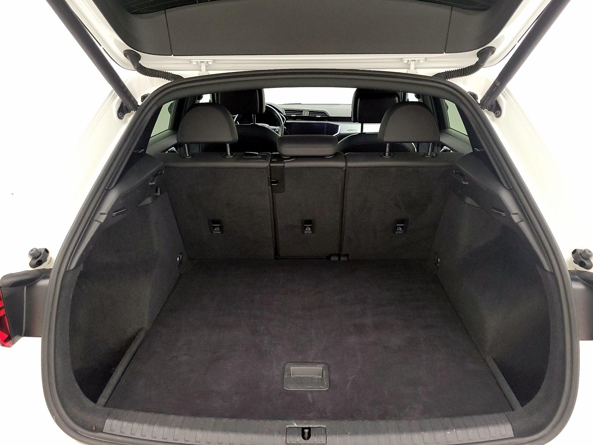 Thumbnail: 2021 Audi Q3 - 19