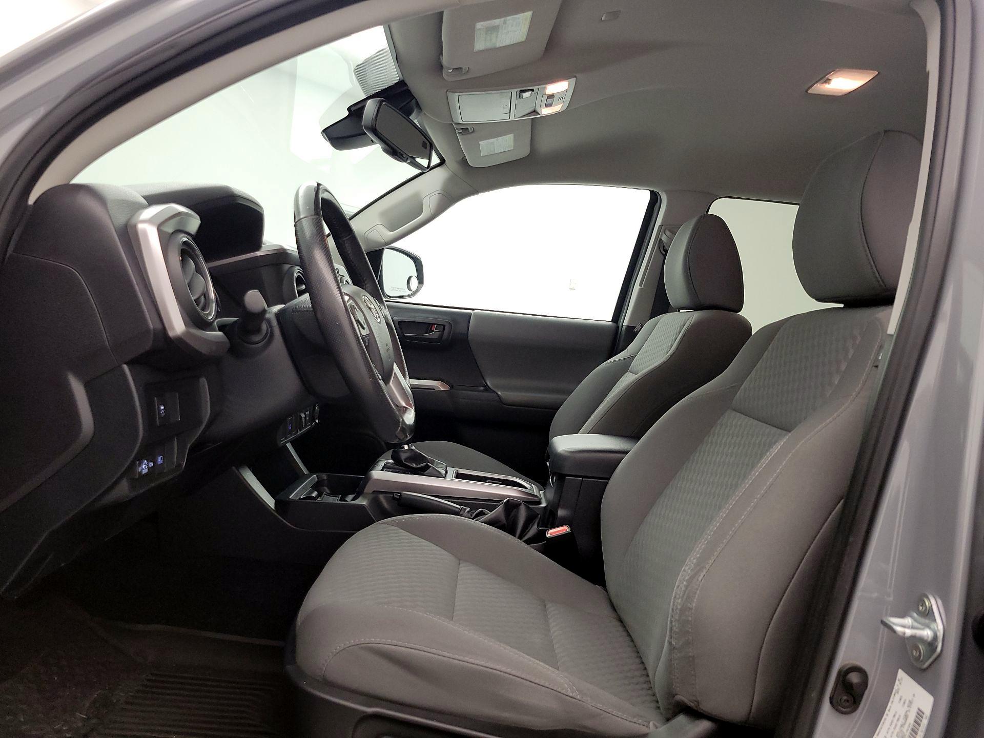 Thumbnail: 2021 Toyota Tacoma - 11