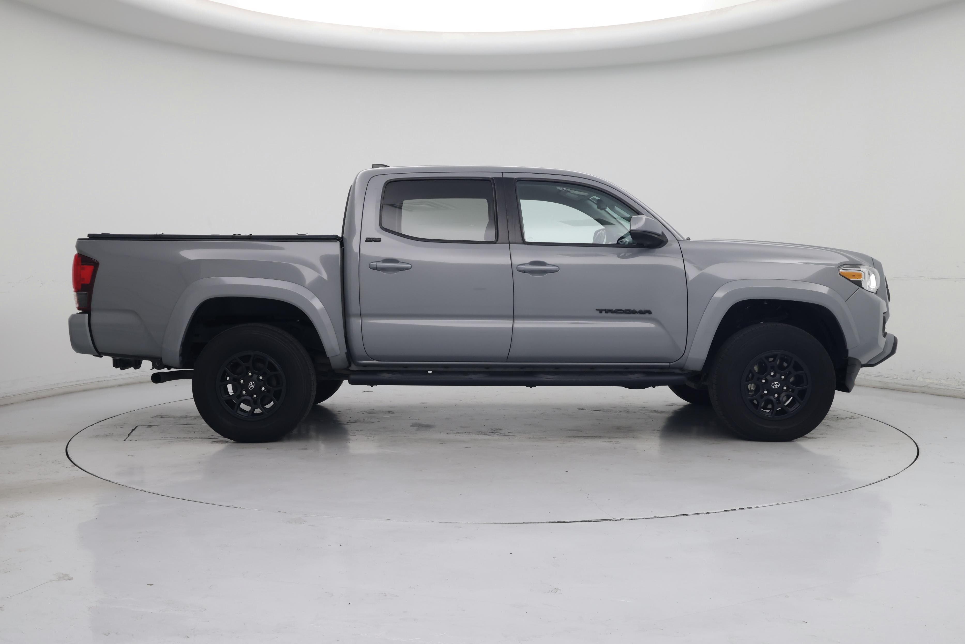 Thumbnail: 2021 Toyota Tacoma - 7