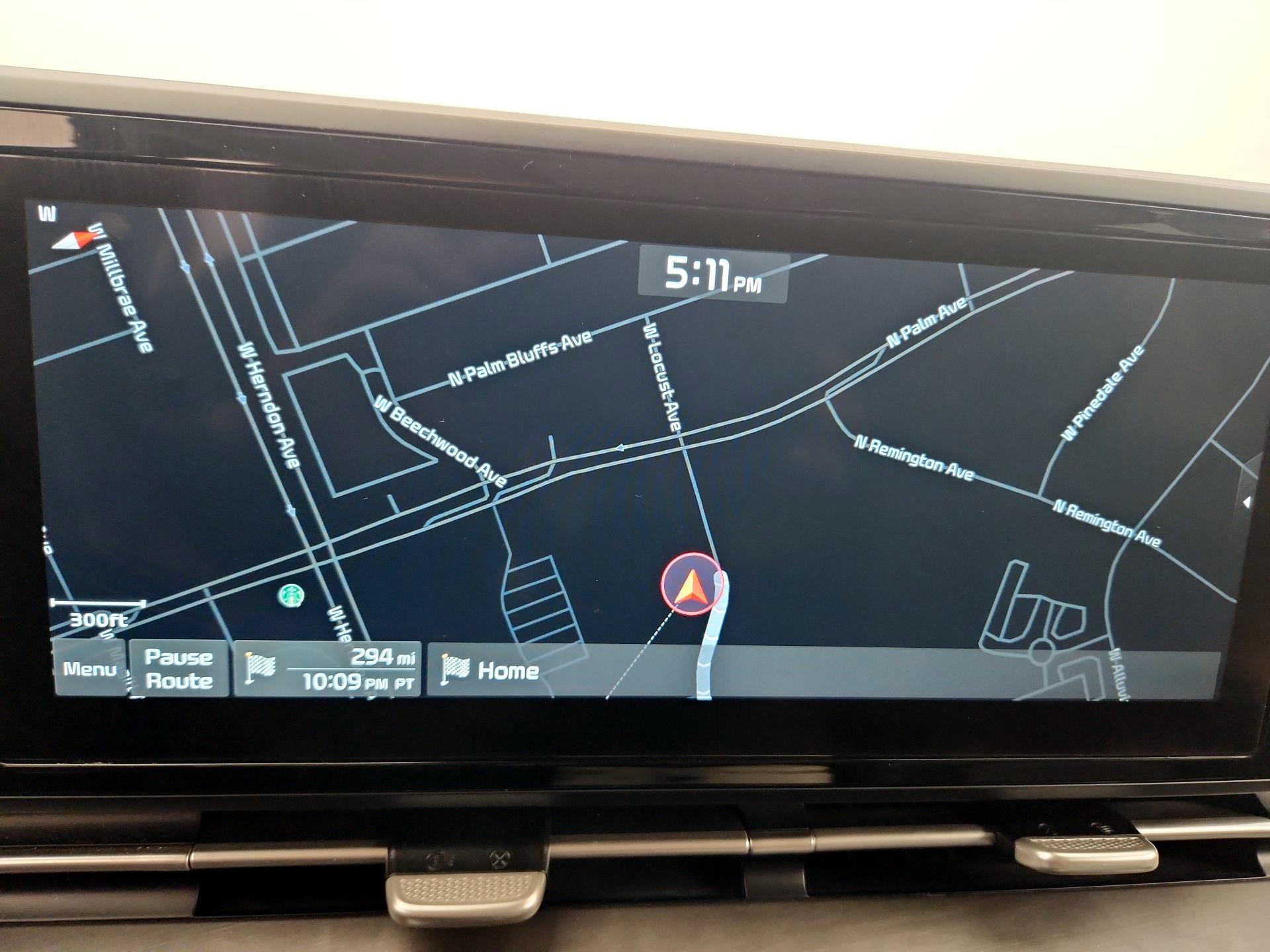 Thumbnail: 2022 Kia Carnival - 14