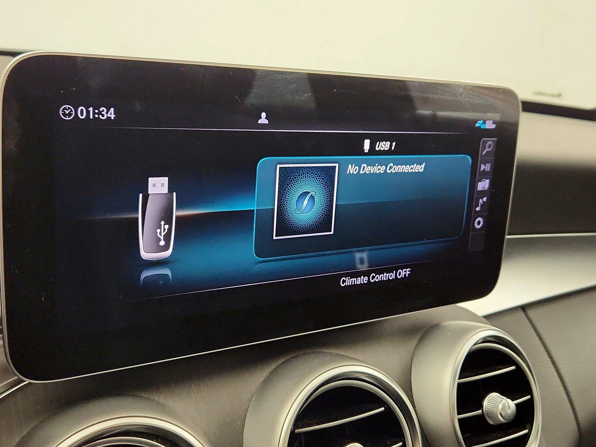 Thumbnail: 2021 Mercedes-Benz C-Class - 15