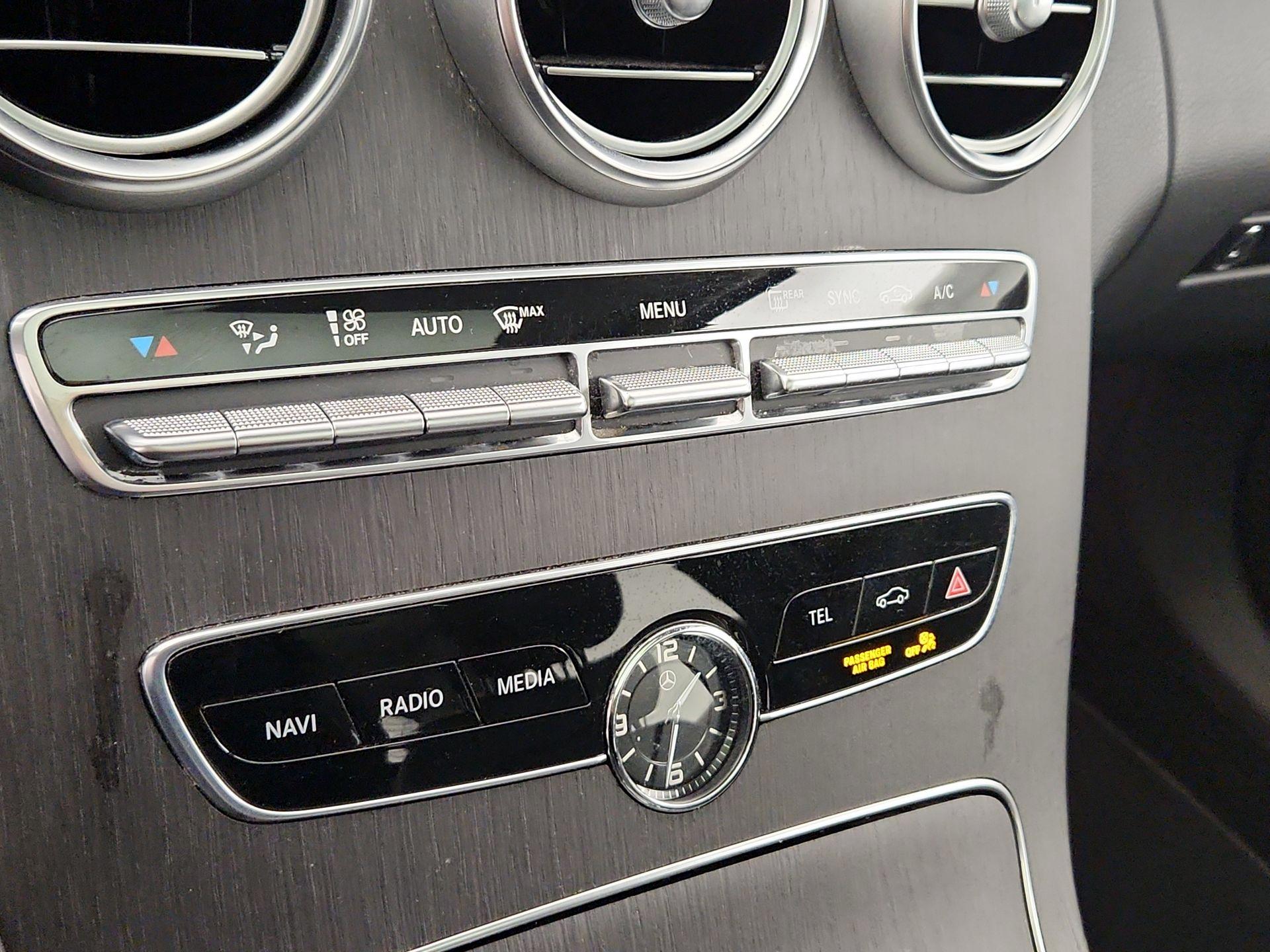 Thumbnail: 2021 Mercedes-Benz C-Class - 16