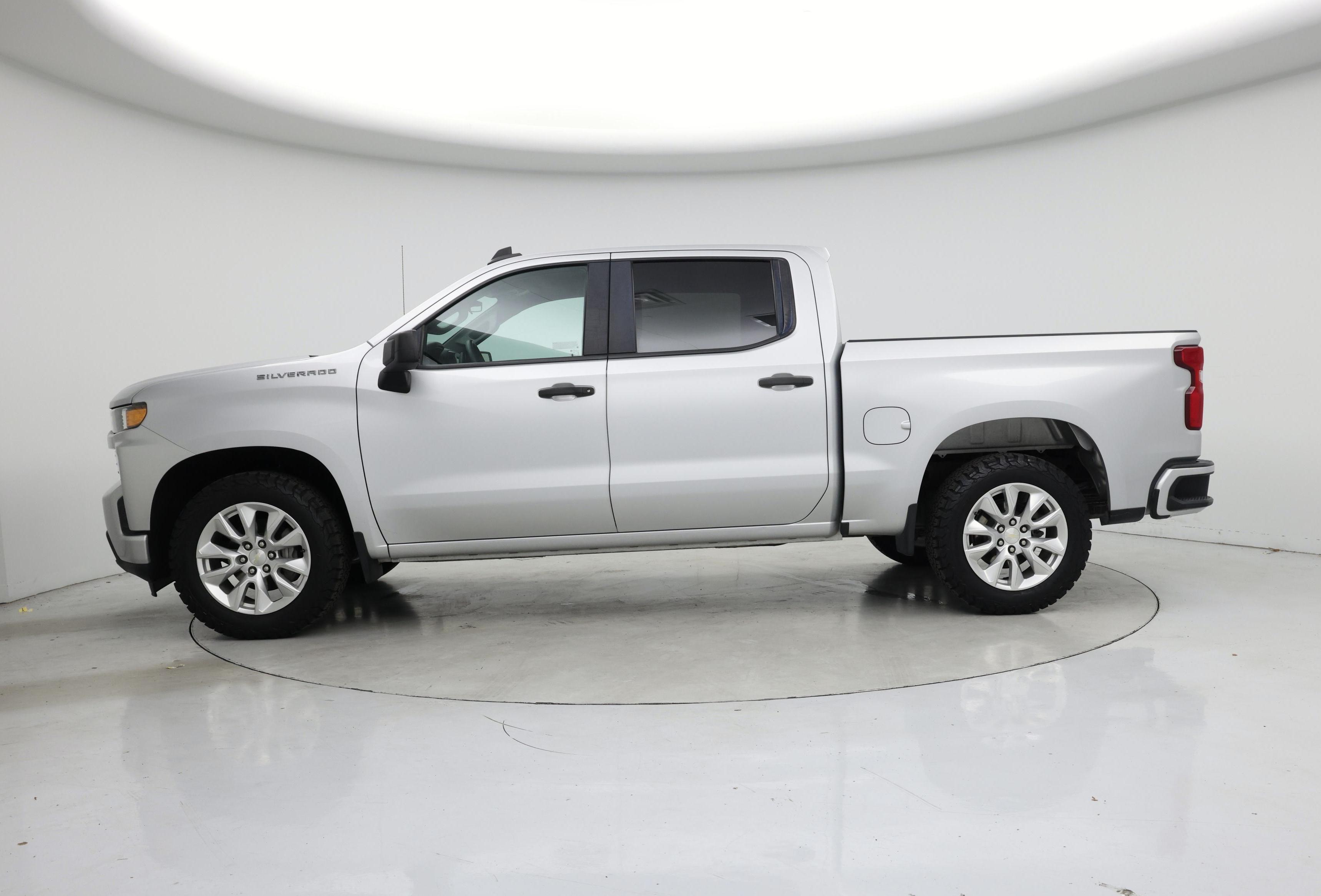 Thumbnail: 2020 Chevrolet Silverado 1500 - 3