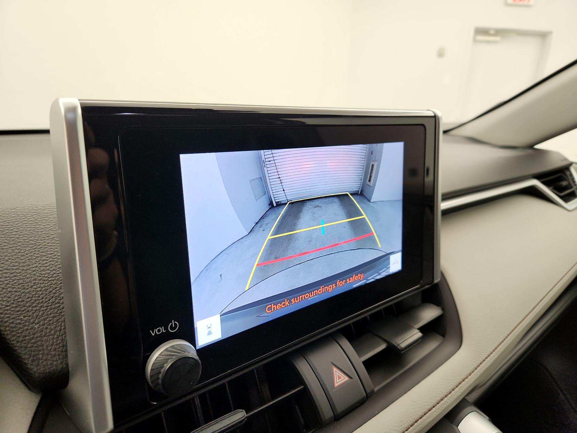 Thumbnail: 2023 Toyota RAV4 - 14