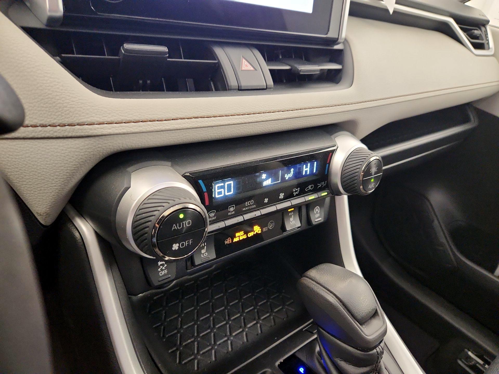 Thumbnail: 2023 Toyota RAV4 - 16