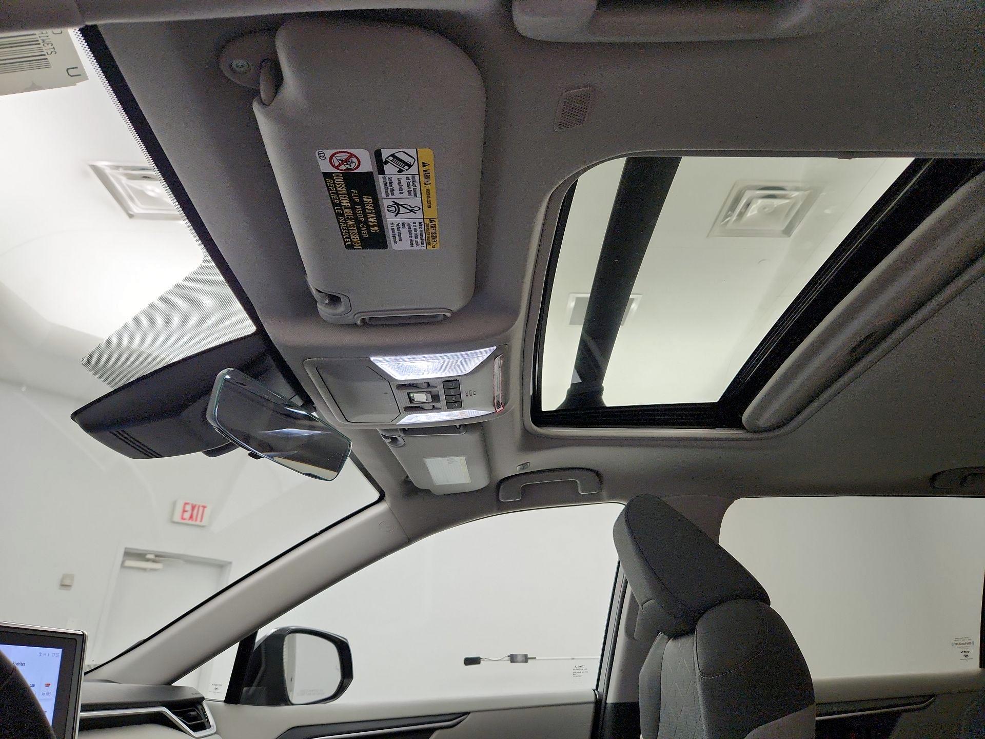 Thumbnail: 2023 Toyota RAV4 - 19