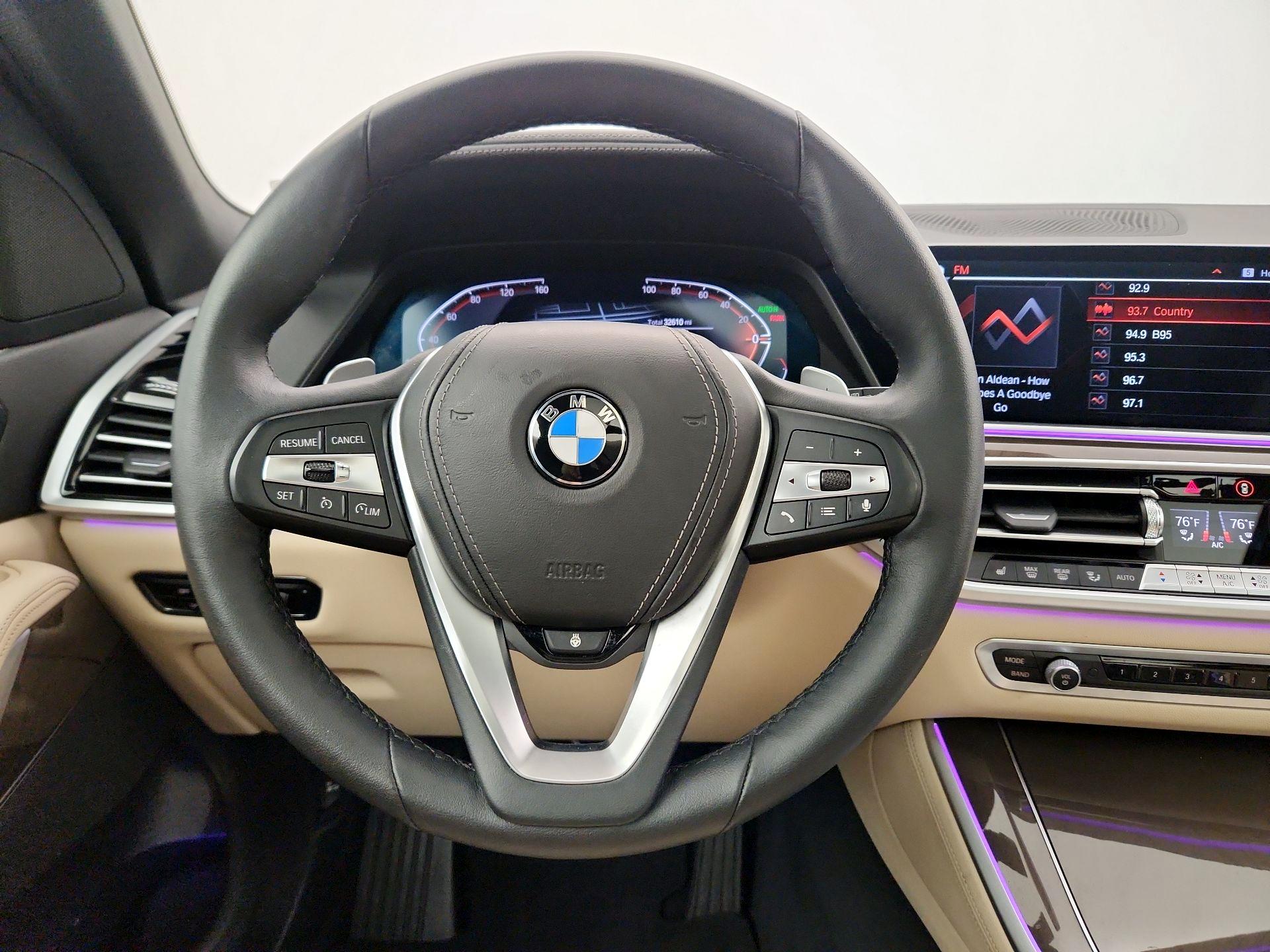 Thumbnail: 2022 BMW X5 - 10