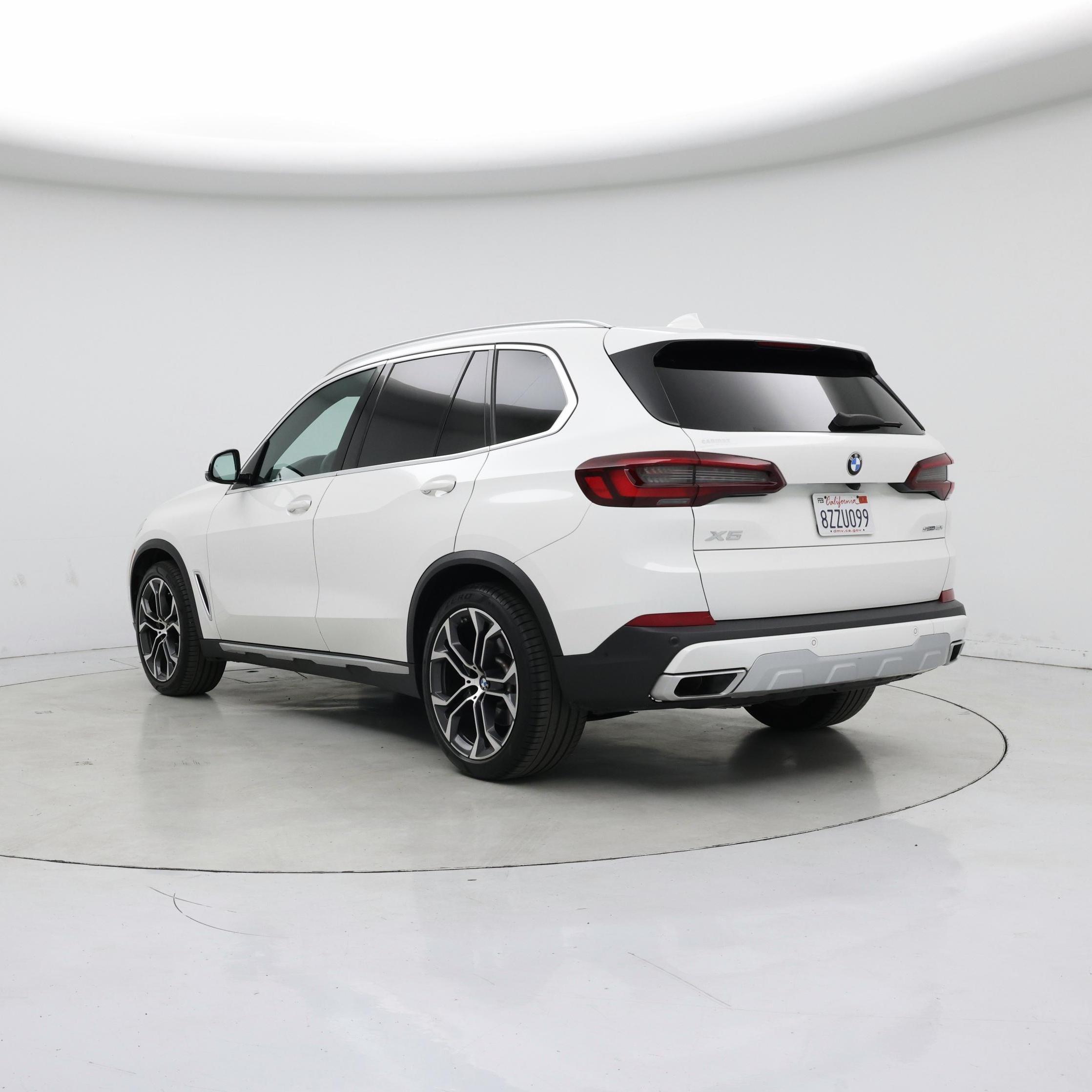 Thumbnail: 2022 BMW X5 - 2