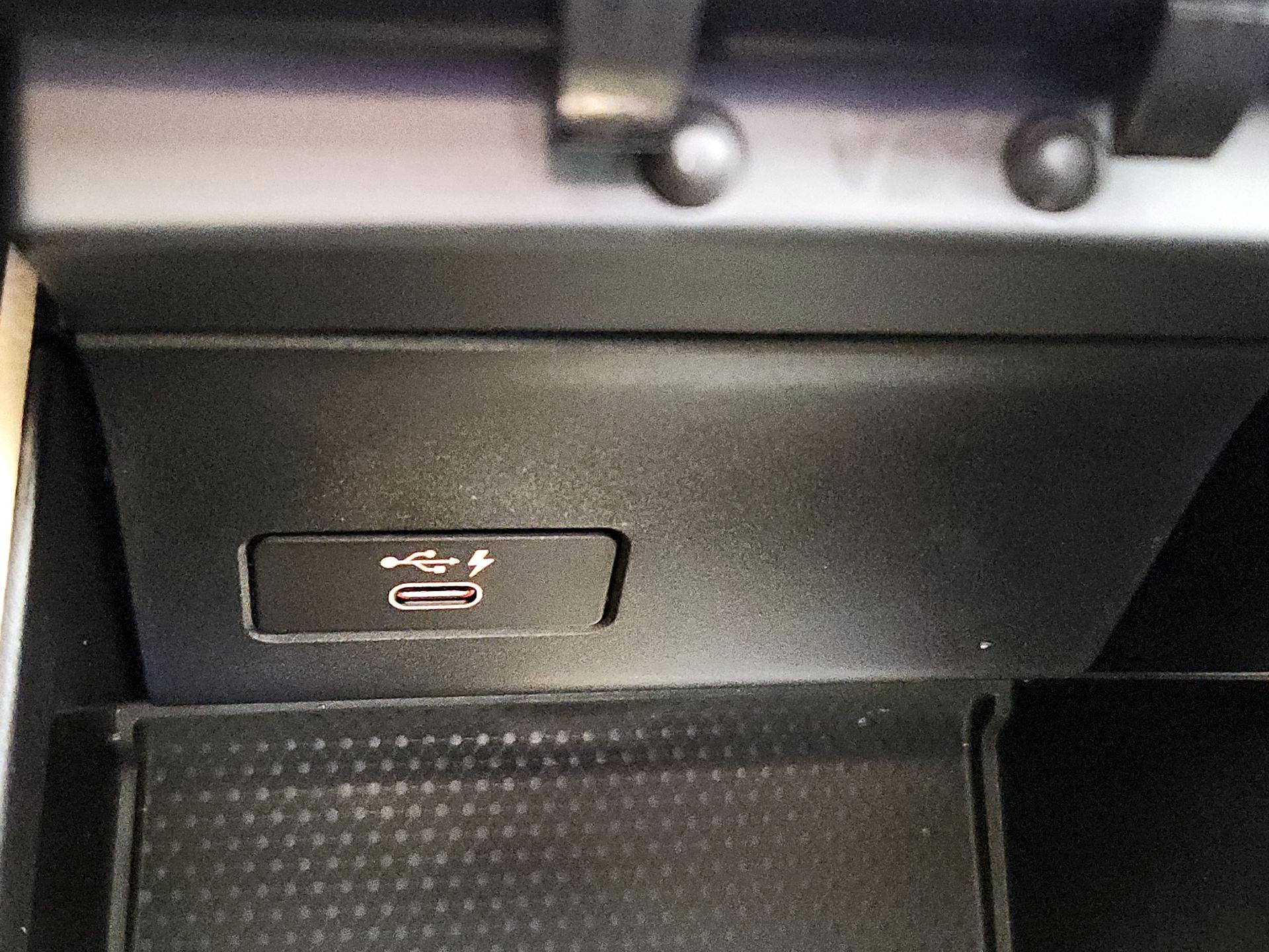 Thumbnail: 2022 BMW X5 - 19