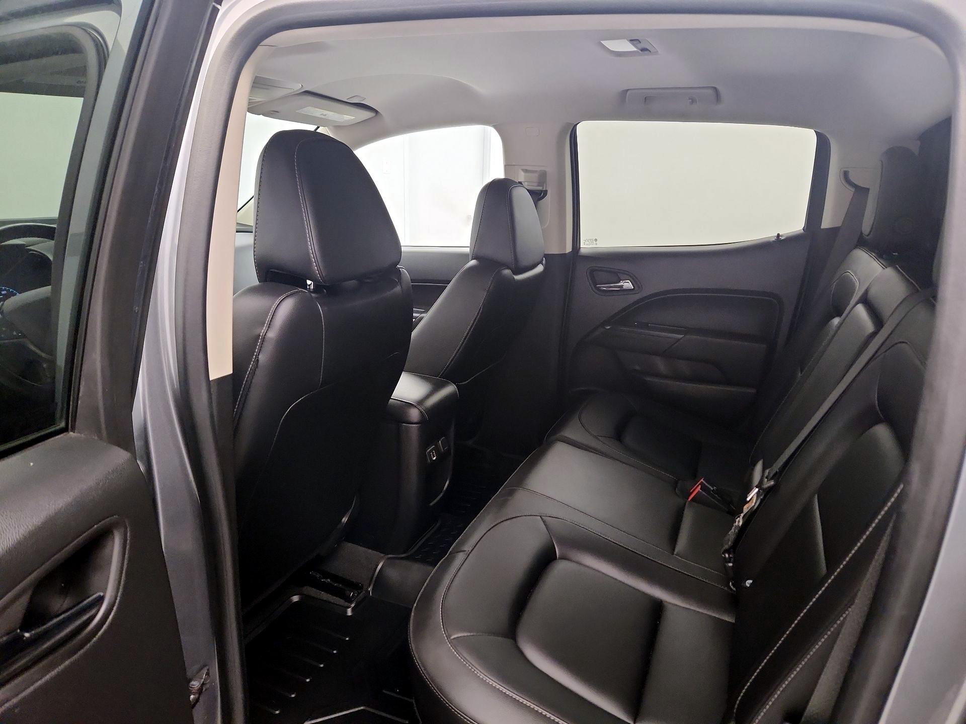 Thumbnail: 2022 Chevrolet Colorado - 18