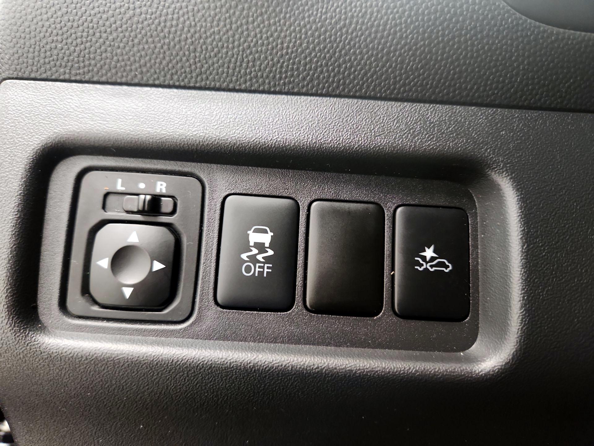 Thumbnail: 2022 Mitsubishi Mirage G4 - 13