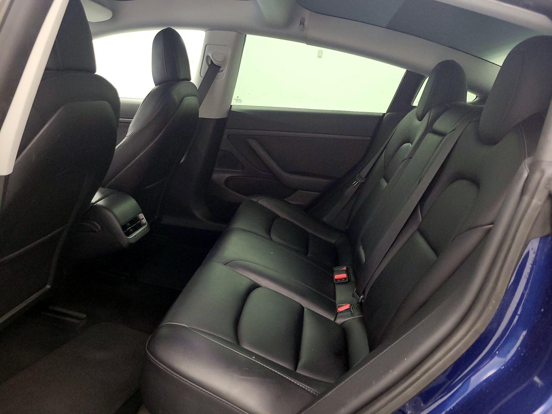 Thumbnail: 2021 Tesla Model 3 - 20