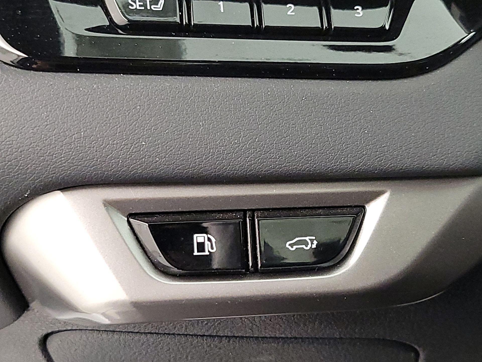 Thumbnail: 2024 Lexus RX - 13