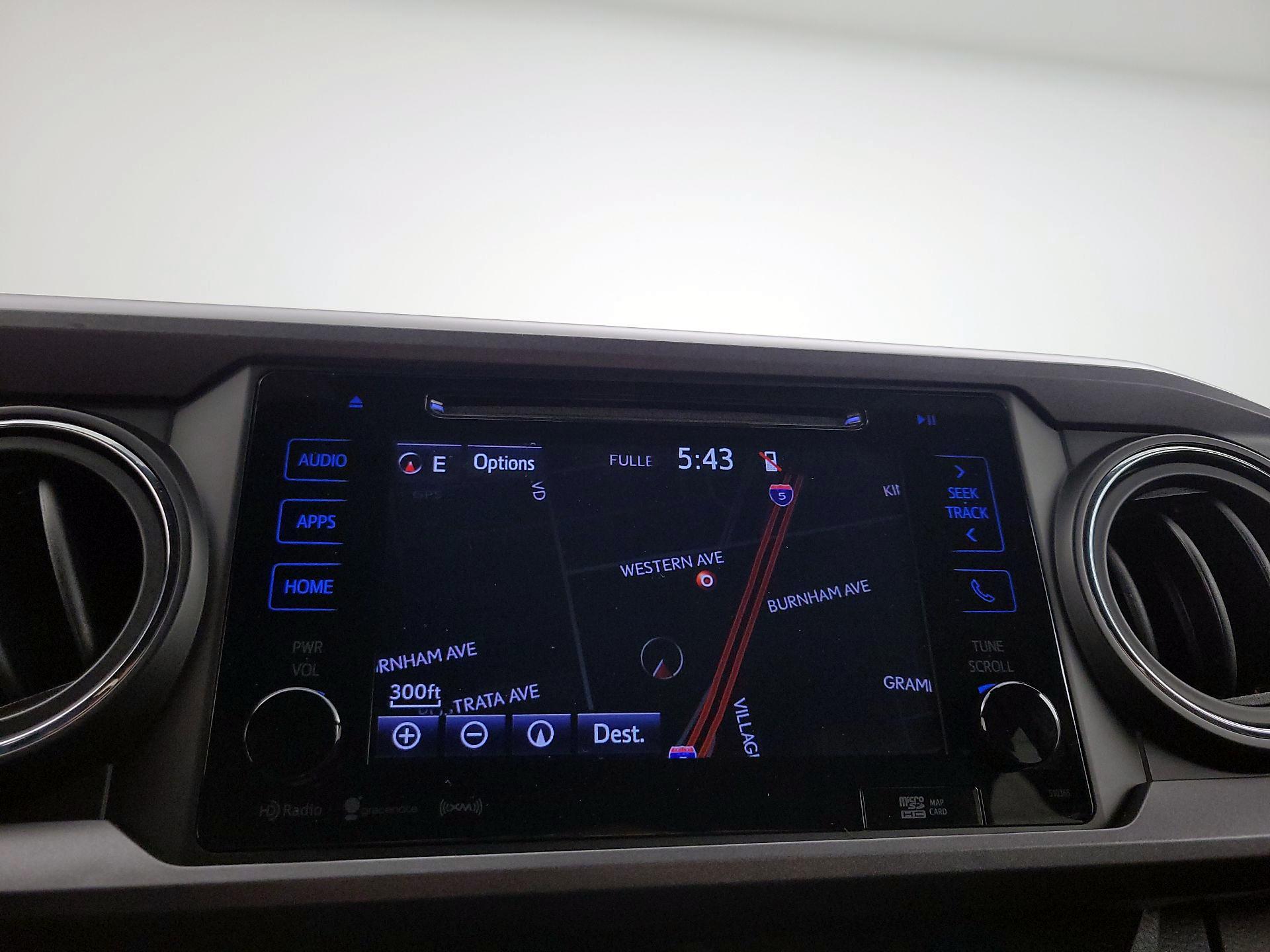 Thumbnail: 2018 Toyota Tacoma - 14