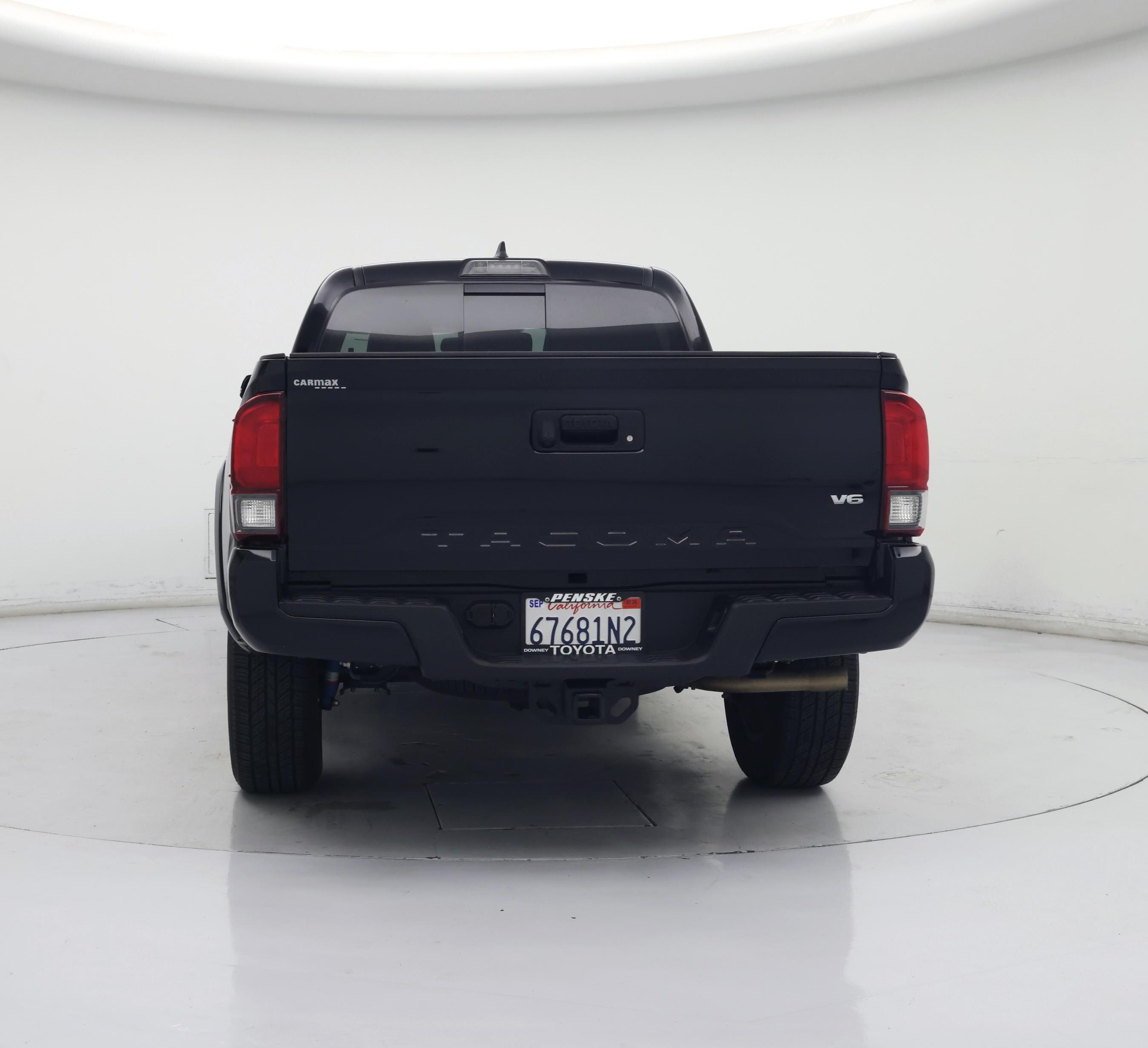 Thumbnail: 2018 Toyota Tacoma - 6