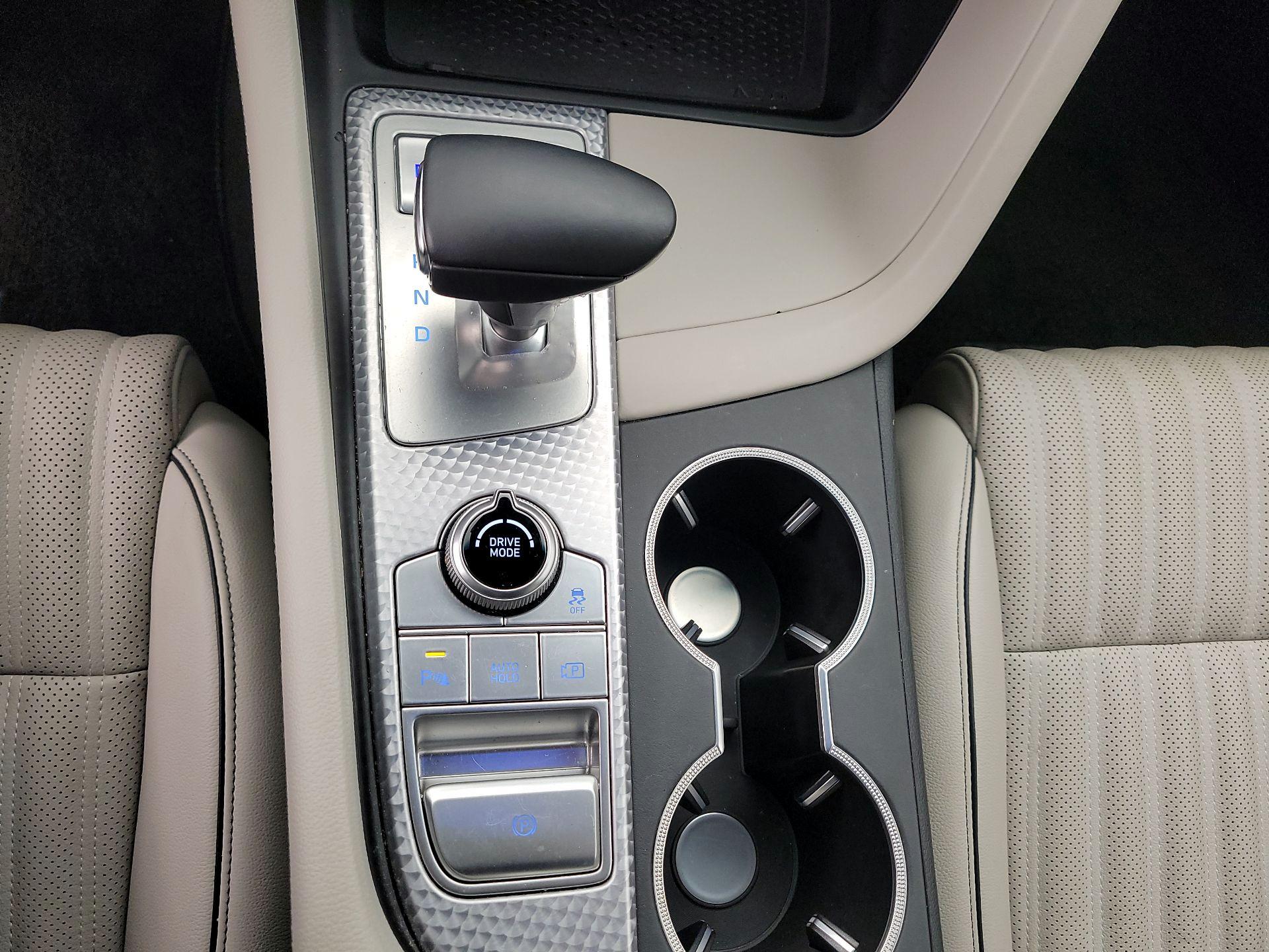 Thumbnail: 2023 Genesis G70 - 18