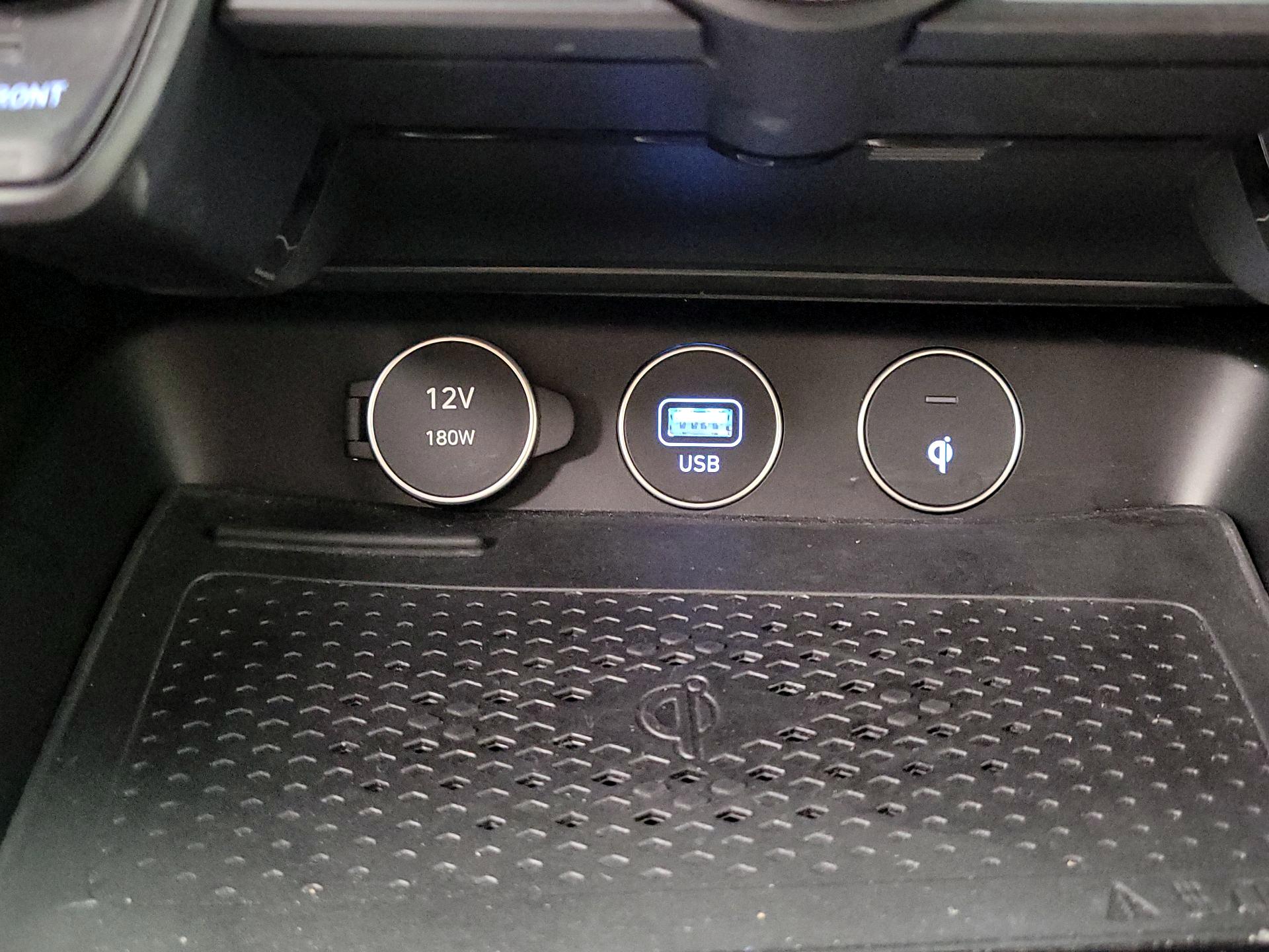 Thumbnail: 2023 Genesis G70 - 19