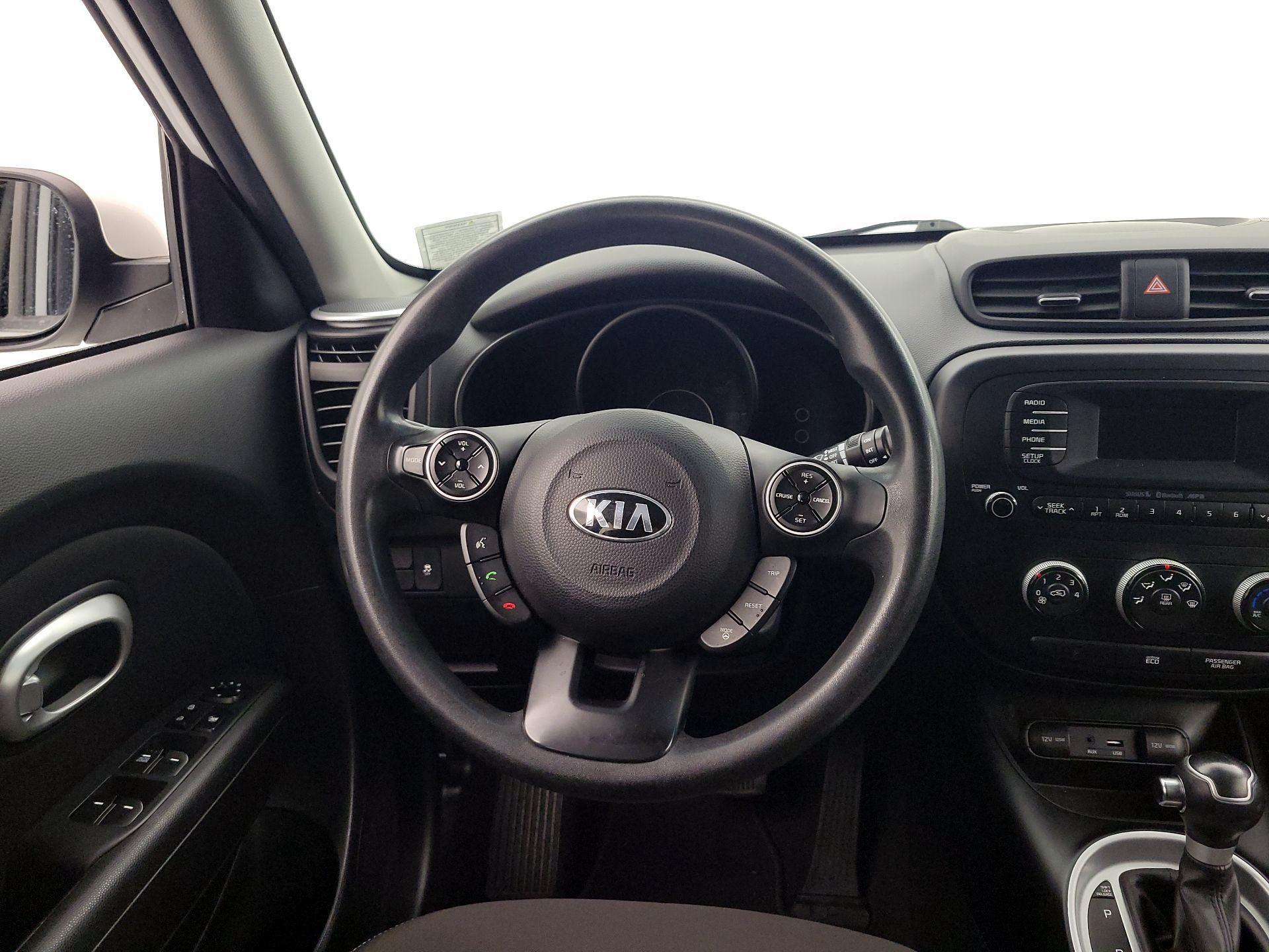Thumbnail: 2016 Kia Soul - 10
