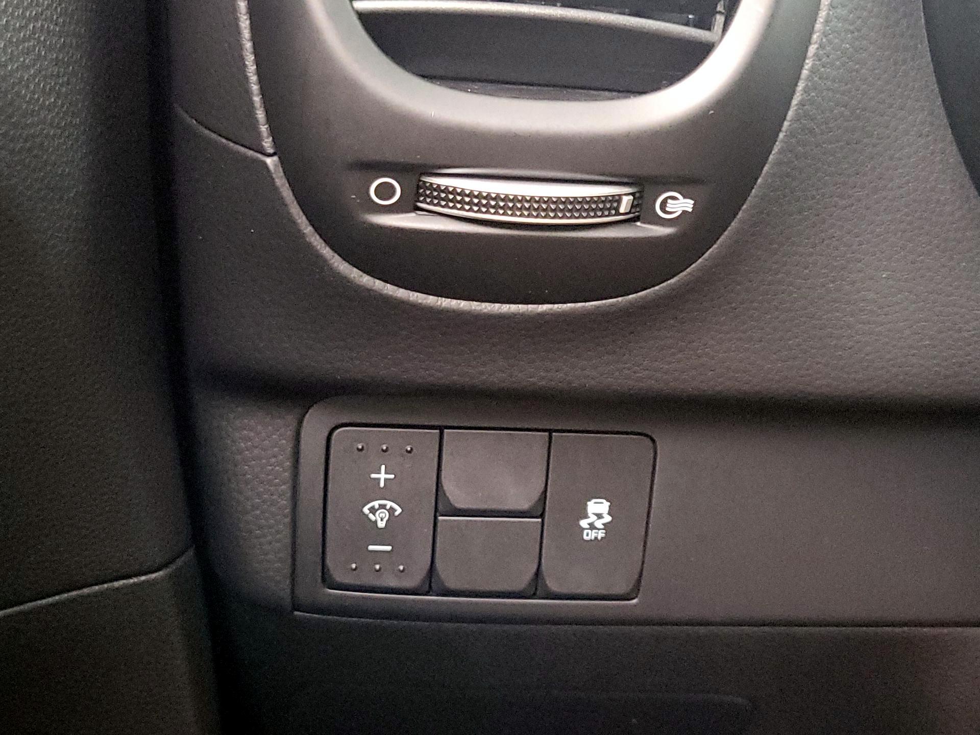 Thumbnail: 2016 Kia Soul - 13