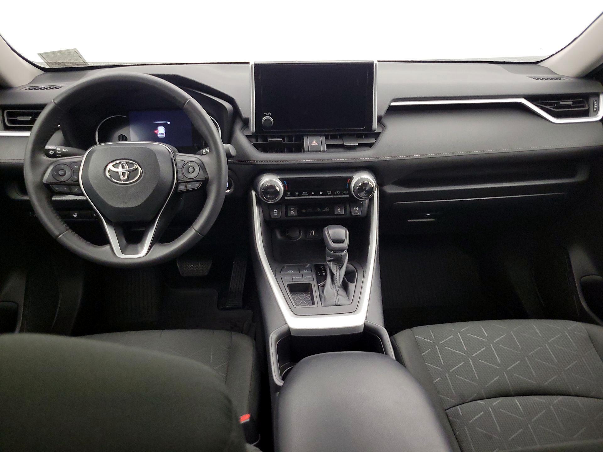 Thumbnail: 2023 Toyota RAV4 - 9