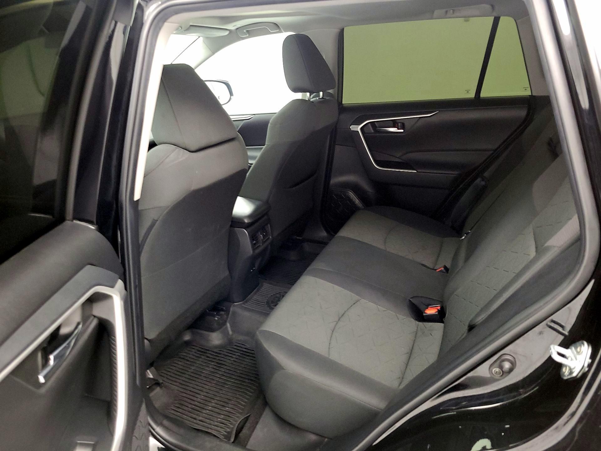 Thumbnail: 2023 Toyota RAV4 - 19