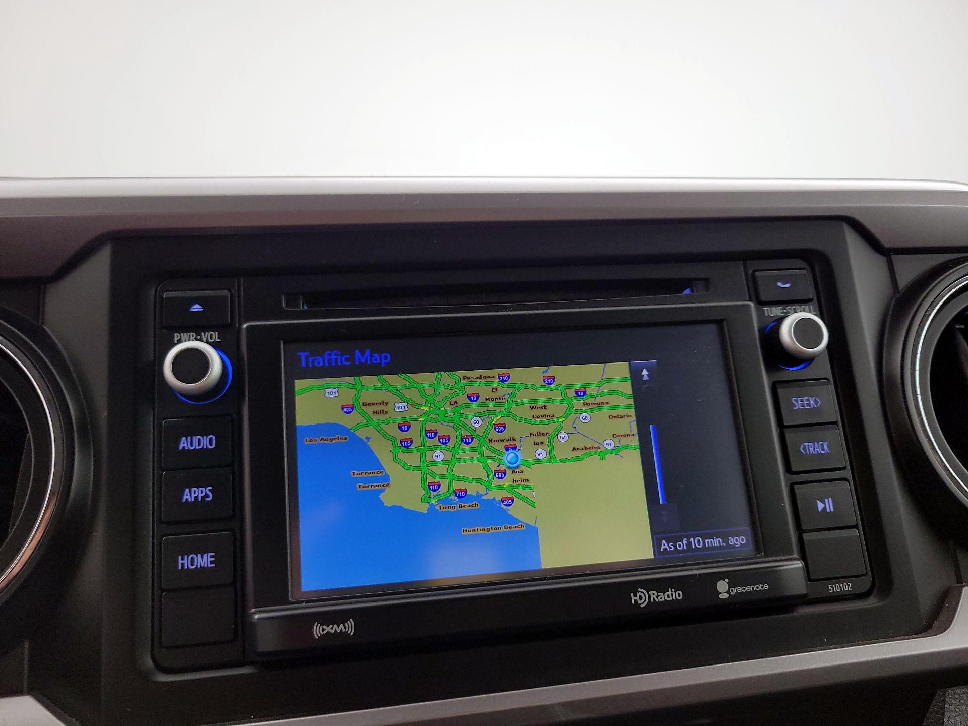 Thumbnail: 2016 Toyota Tacoma - 14